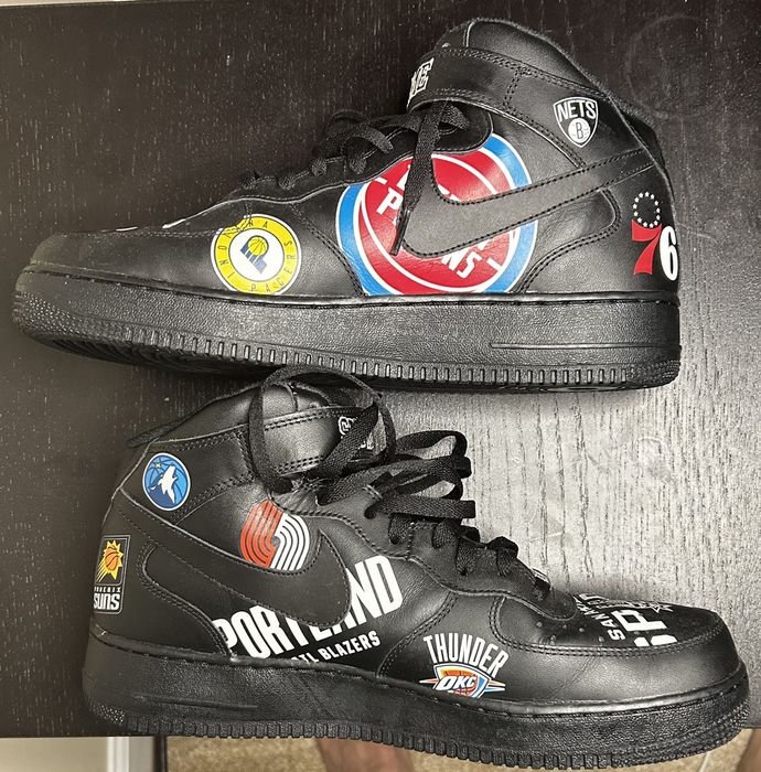 supreme air forces with supreme laces