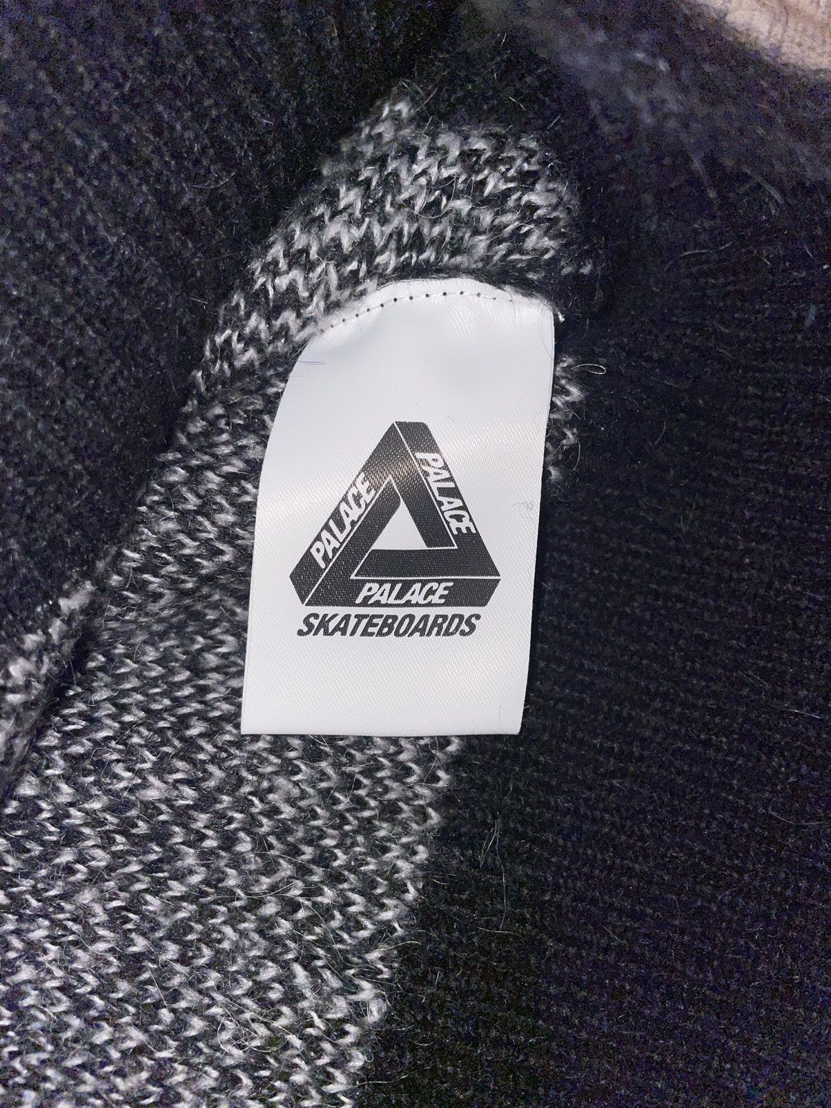 Palace Palace Ye Olde Palace Knit Sweater Black Size Medium Size US M / EU 48-50 / 2 - 5 Thumbnail