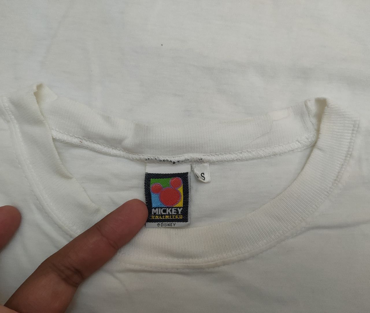 Disney ❎ Vintage Disney T Size US M / EU 48-50 / 2 - 3 Thumbnail