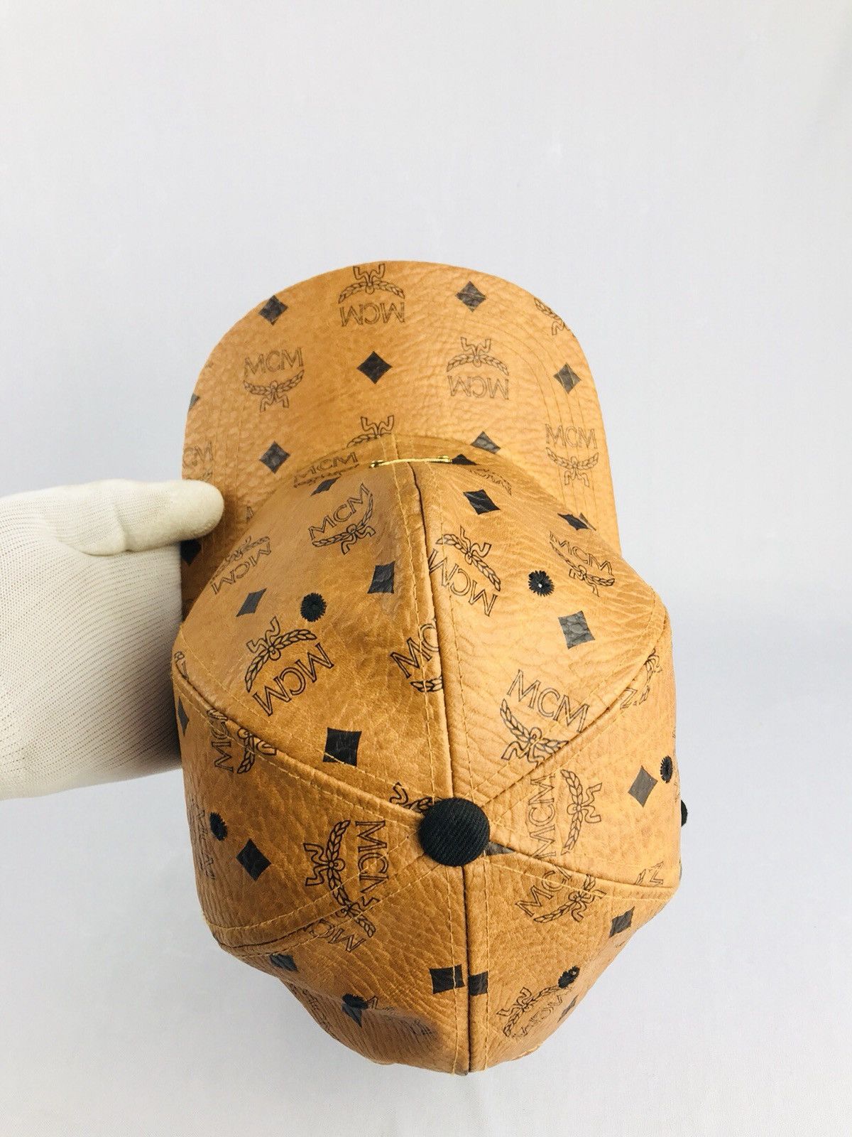 MCM ❌Last Drop❌ 🔥Rare🔥Authentic vintage MCM cognas visetos cap Size ONE SIZE - 10 Thumbnail