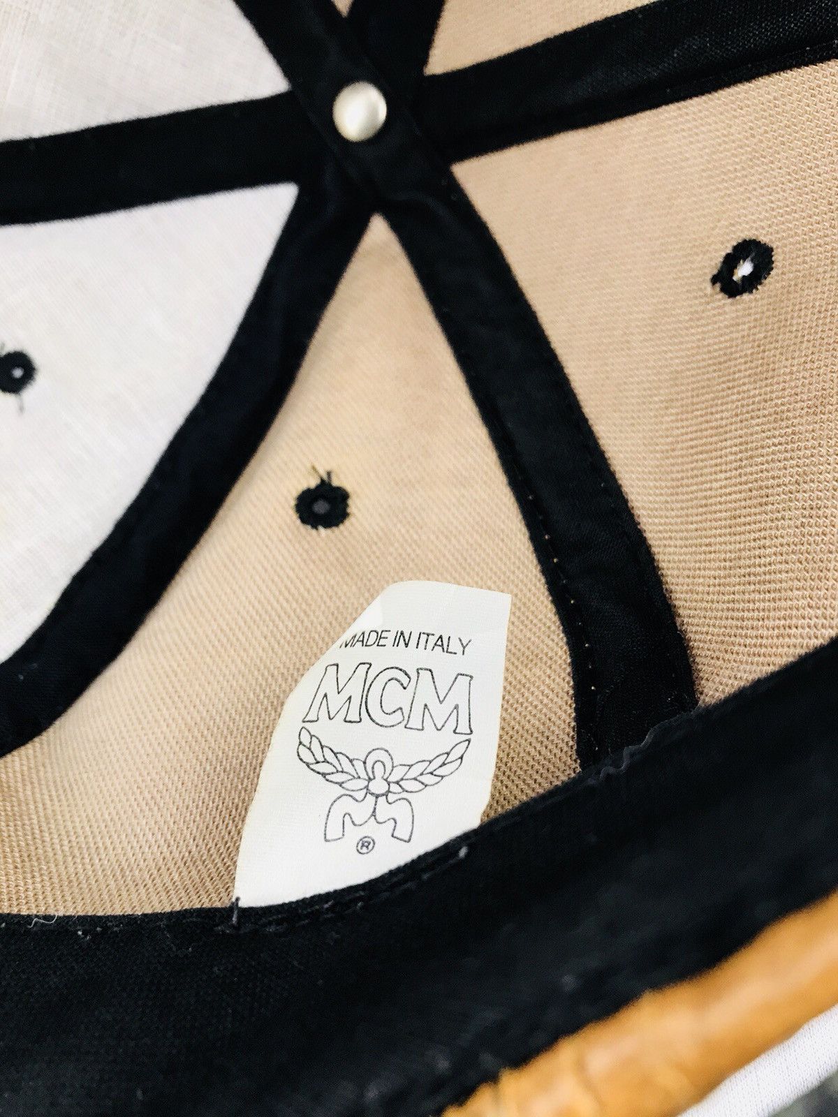 MCM ❌Last Drop❌ 🔥Rare🔥Authentic vintage MCM cognas visetos cap Size ONE SIZE - 8 Thumbnail