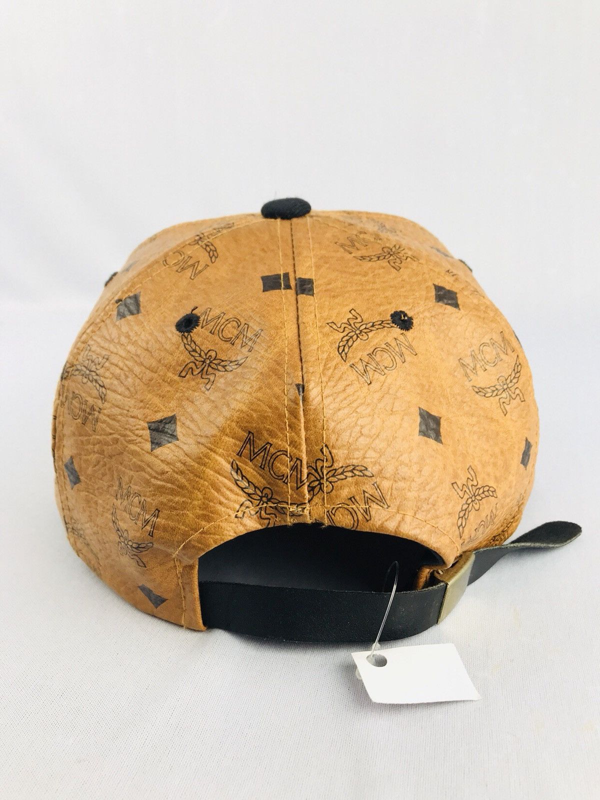 MCM ❌Last Drop❌ 🔥Rare🔥Authentic vintage MCM cognas visetos cap Size ONE SIZE - 3 Thumbnail