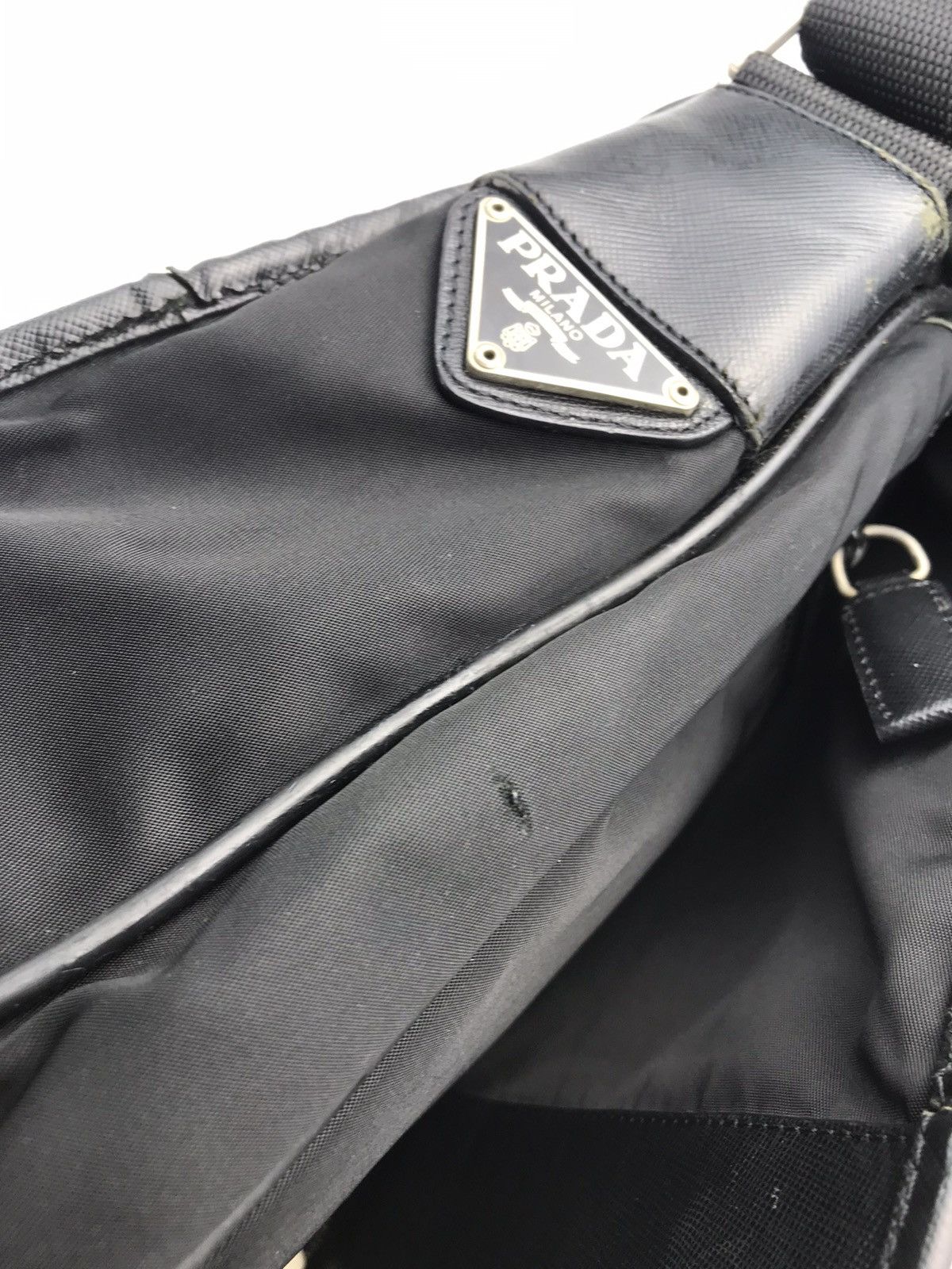 Prada ❌Last Drop❌ 🔥Rare🔥Auth Prada Nylon Mesengger bag crossbody Size ONE SIZE - 17 Thumbnail