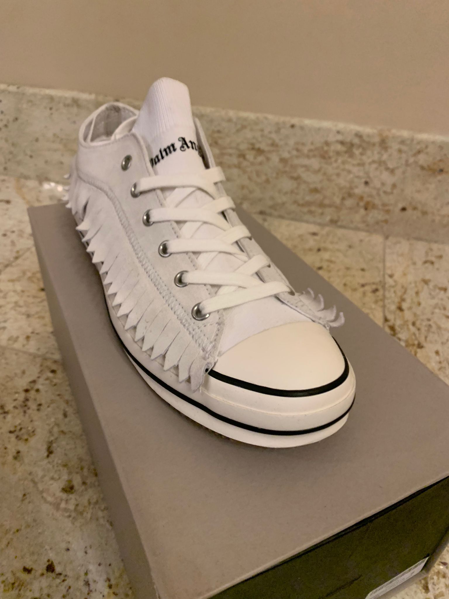 Palm Angels Fringe Low Top Sneakers in Black & White Size US 8 / EU 41 - 3 Thumbnail