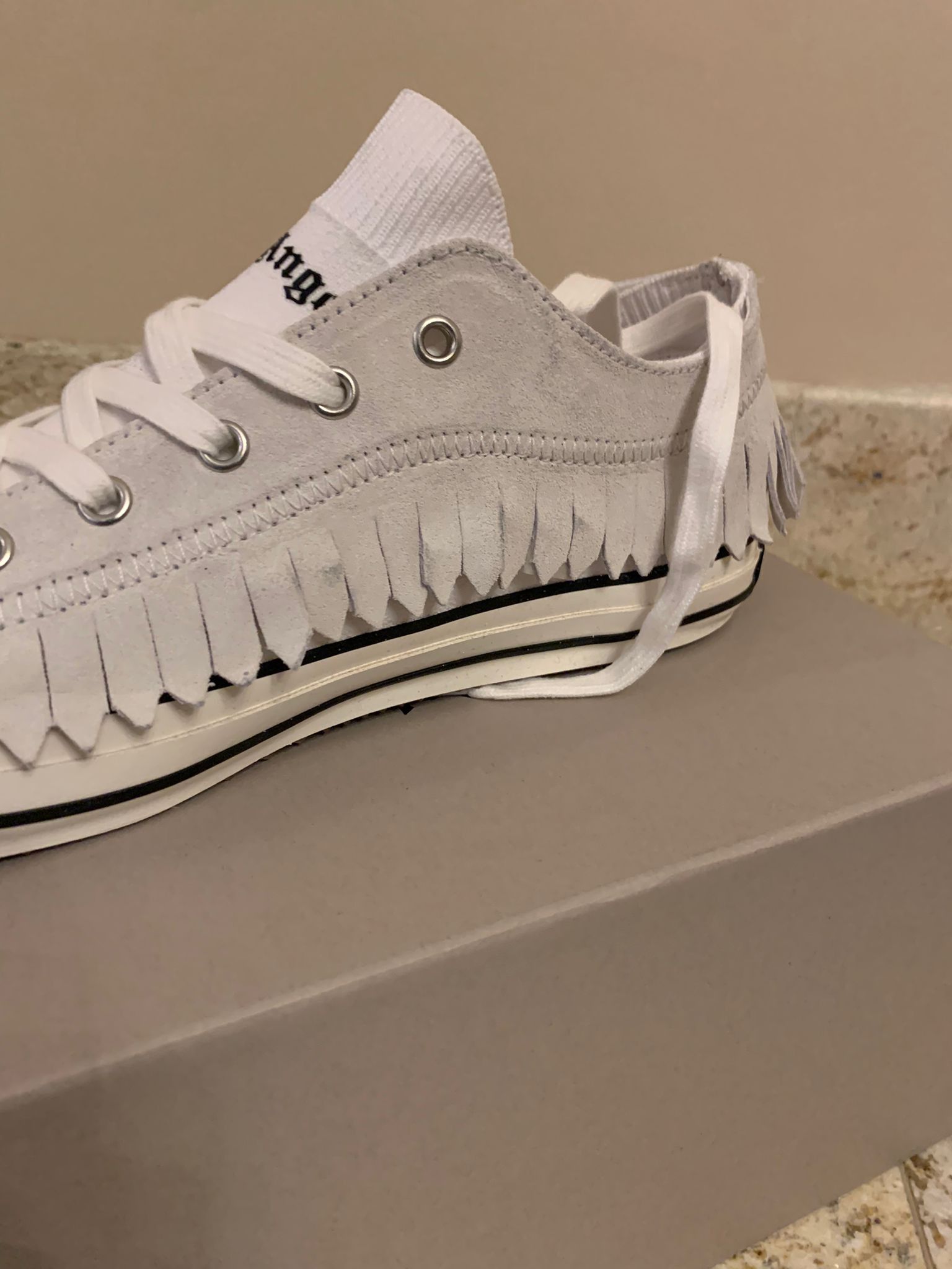Palm Angels Fringe Low Top Sneakers in Black & White Size US 8 / EU 41 - 8 Thumbnail