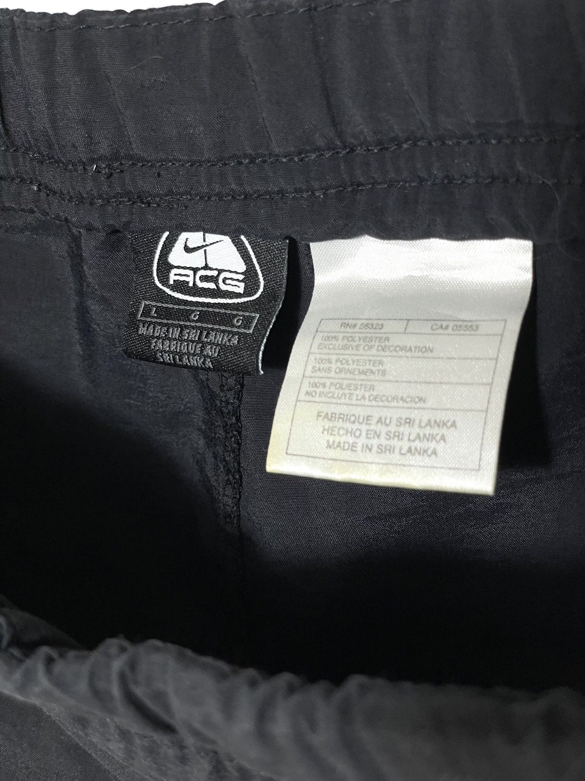 Nike ACG nike acg vintage black tech shorts Size US 36 / EU 52 - 8 Thumbnail