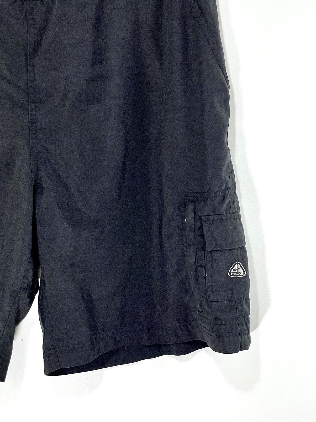 Nike ACG nike acg vintage black tech shorts Size US 36 / EU 52 - 5 Thumbnail