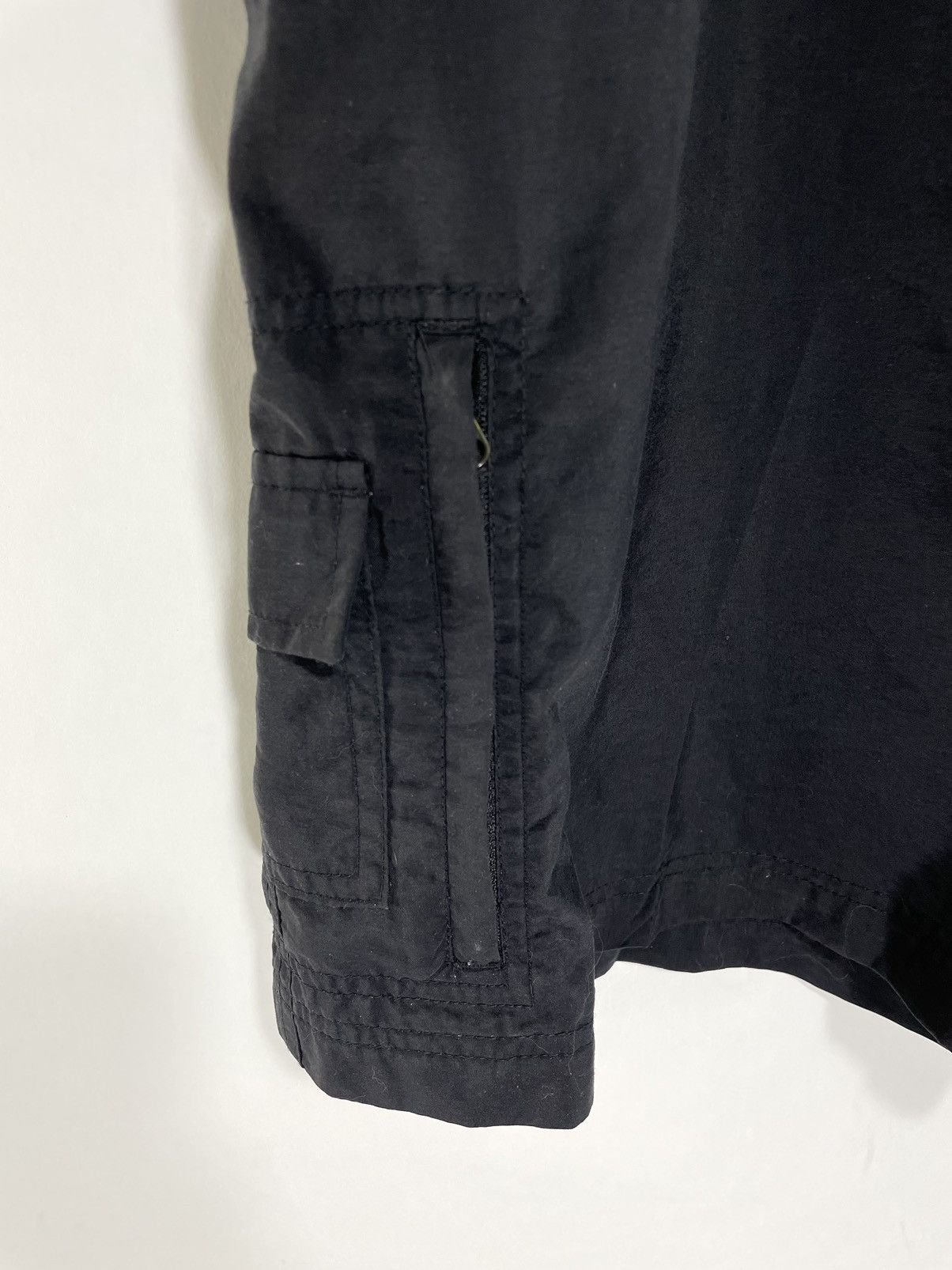 Nike ACG nike acg vintage black tech shorts Size US 36 / EU 52 - 7 Thumbnail