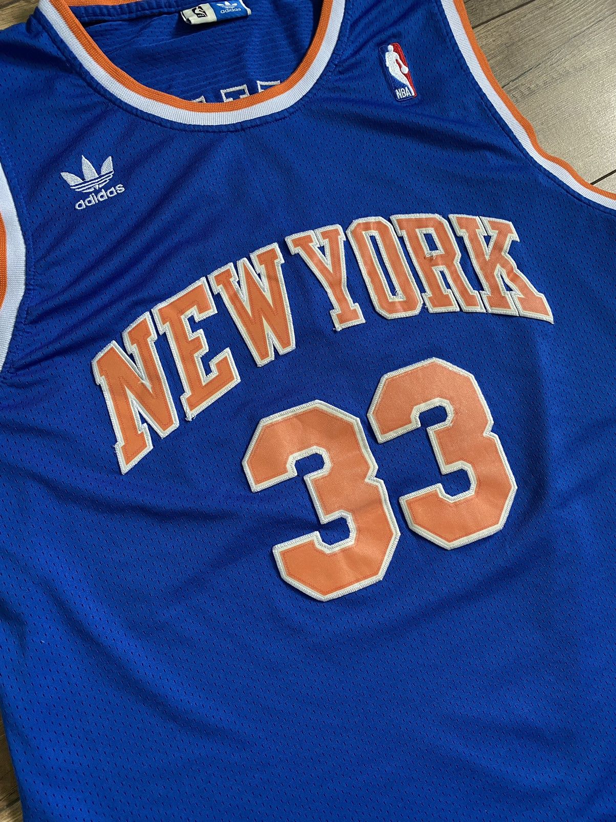 Adidas Vintage Adidas New York Knicks Jersey 33 Ewing NBA Size US XL / EU 56 / 4 - 6 Thumbnail