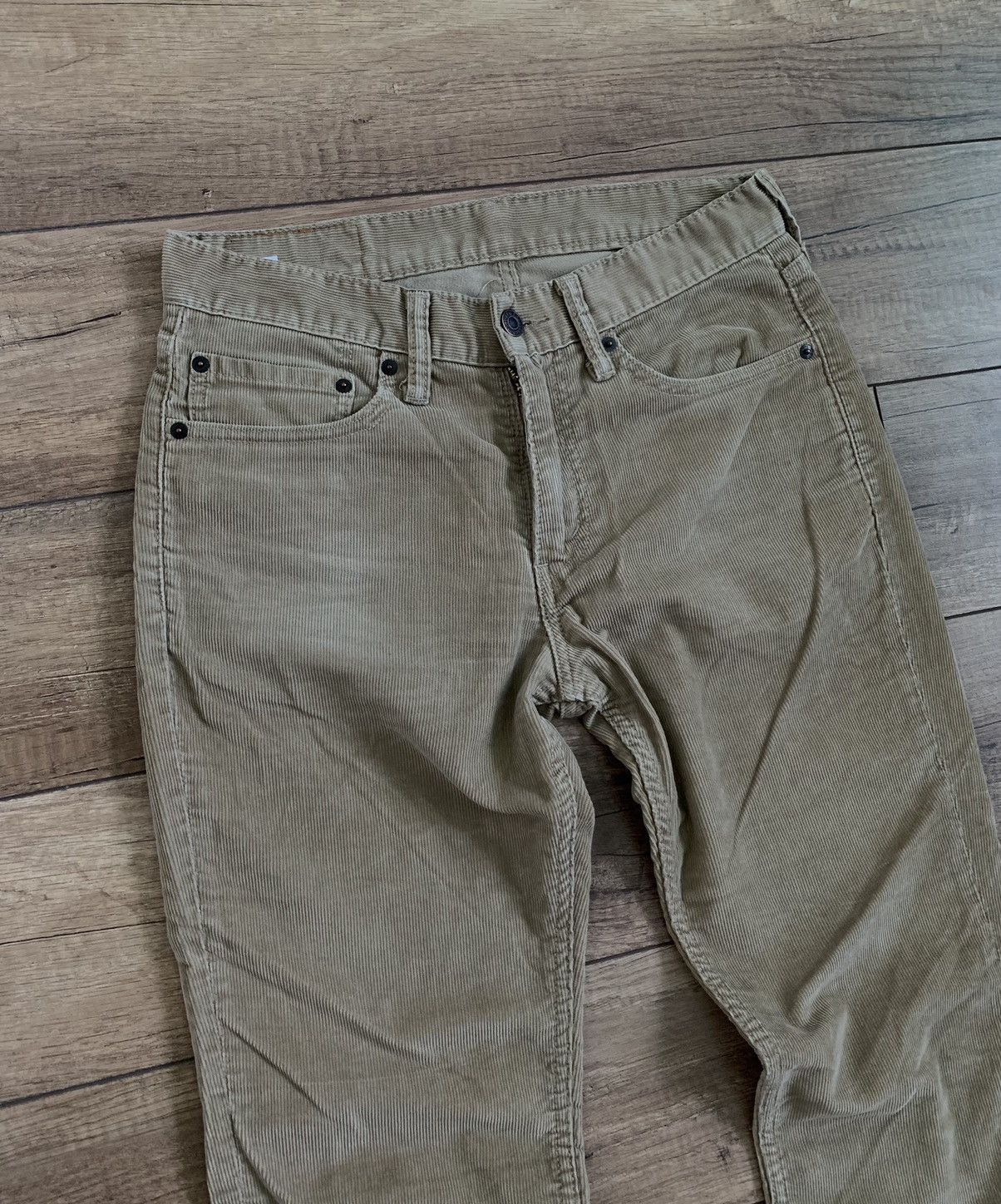 Levi's Vintage Style Levi's 511 Corduroy Beige Pants Trousers Size US 31 - 8 Thumbnail