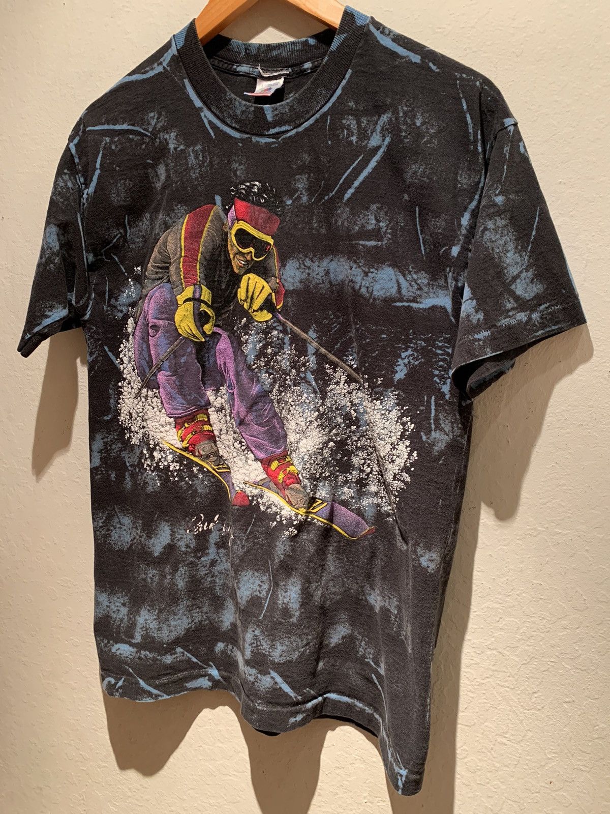 Vintage *RARE* Vintage Ski Snow Puff Print AOP Single Stitch T-Shirt Size US L / EU 52-54 / 3 - 1 Thumbnail