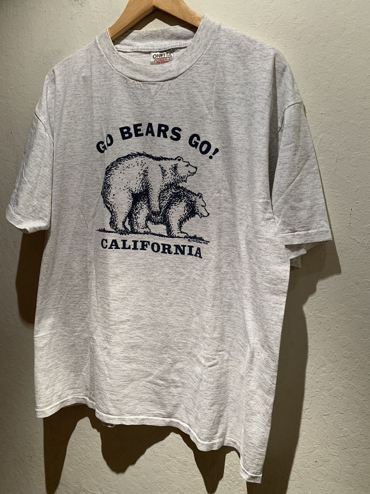 Vintage *RARE* Vintage Go Bears Cal Berkeley Drinking Song Shirt XL Size US XL / EU 56 / 4 - 1 Thumbnail