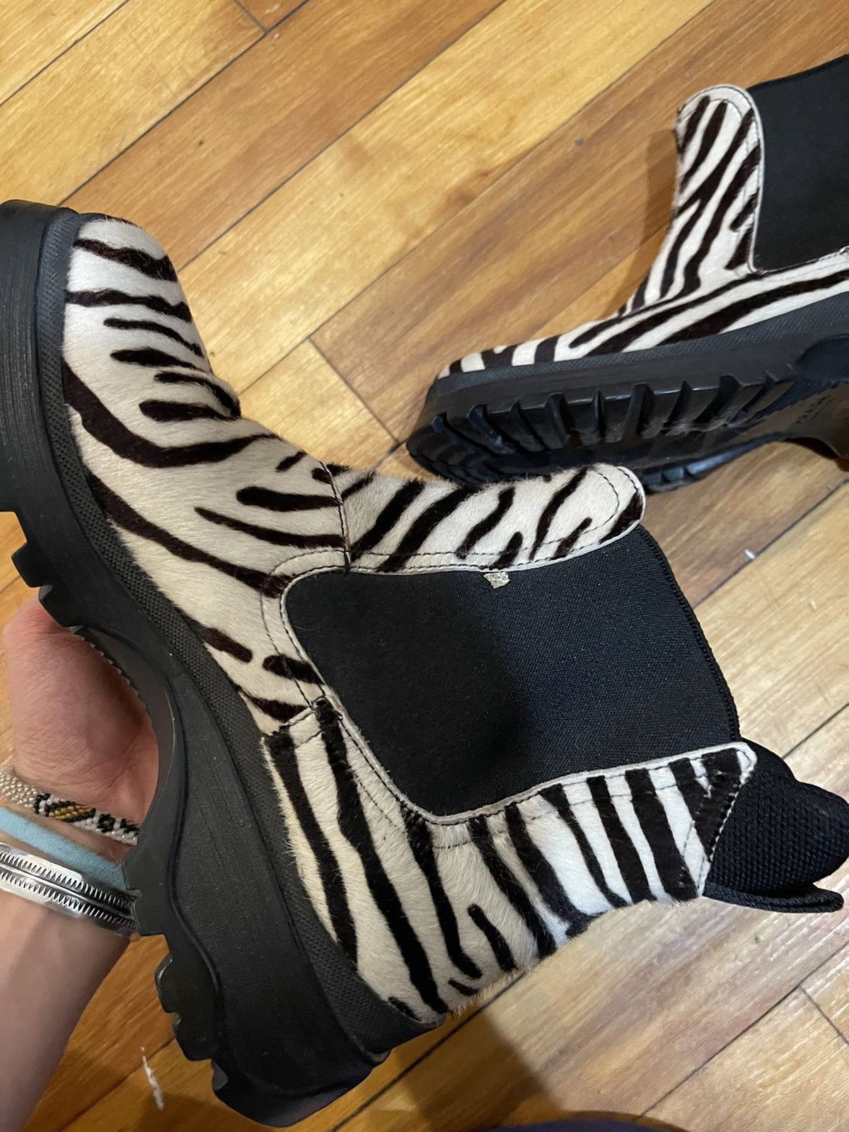Prada Prada sport zebra fur Chelsea sneaker boots Size US 6 / IT 36 - 6 Thumbnail