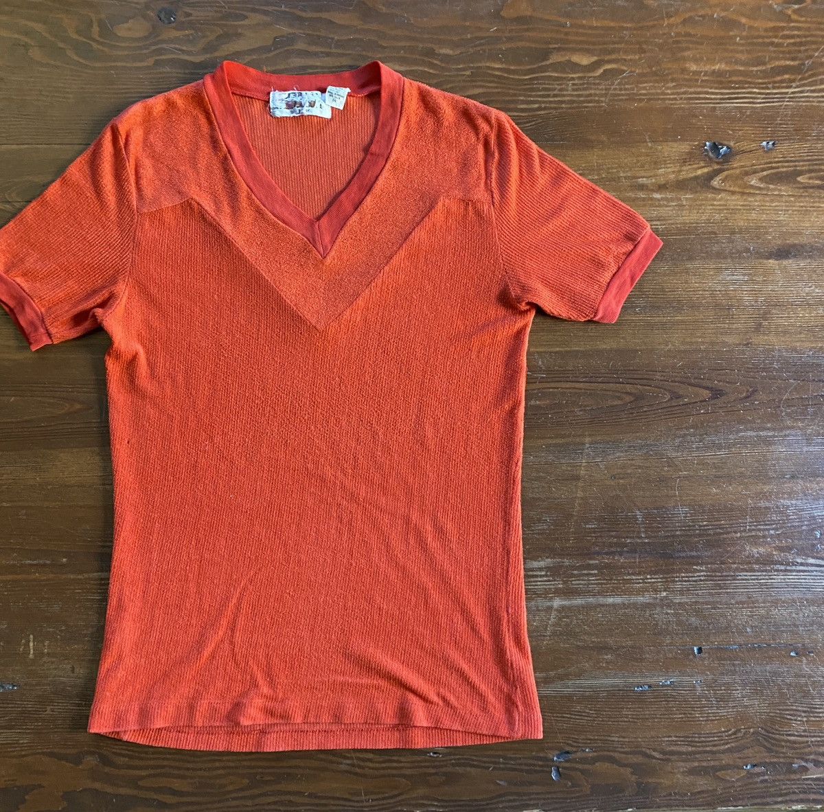 Vintage Vintage 80’s Ribbed V-Neck Single Stitch Ringer Tee Size US M / EU 48-50 / 2 - 1 Thumbnail