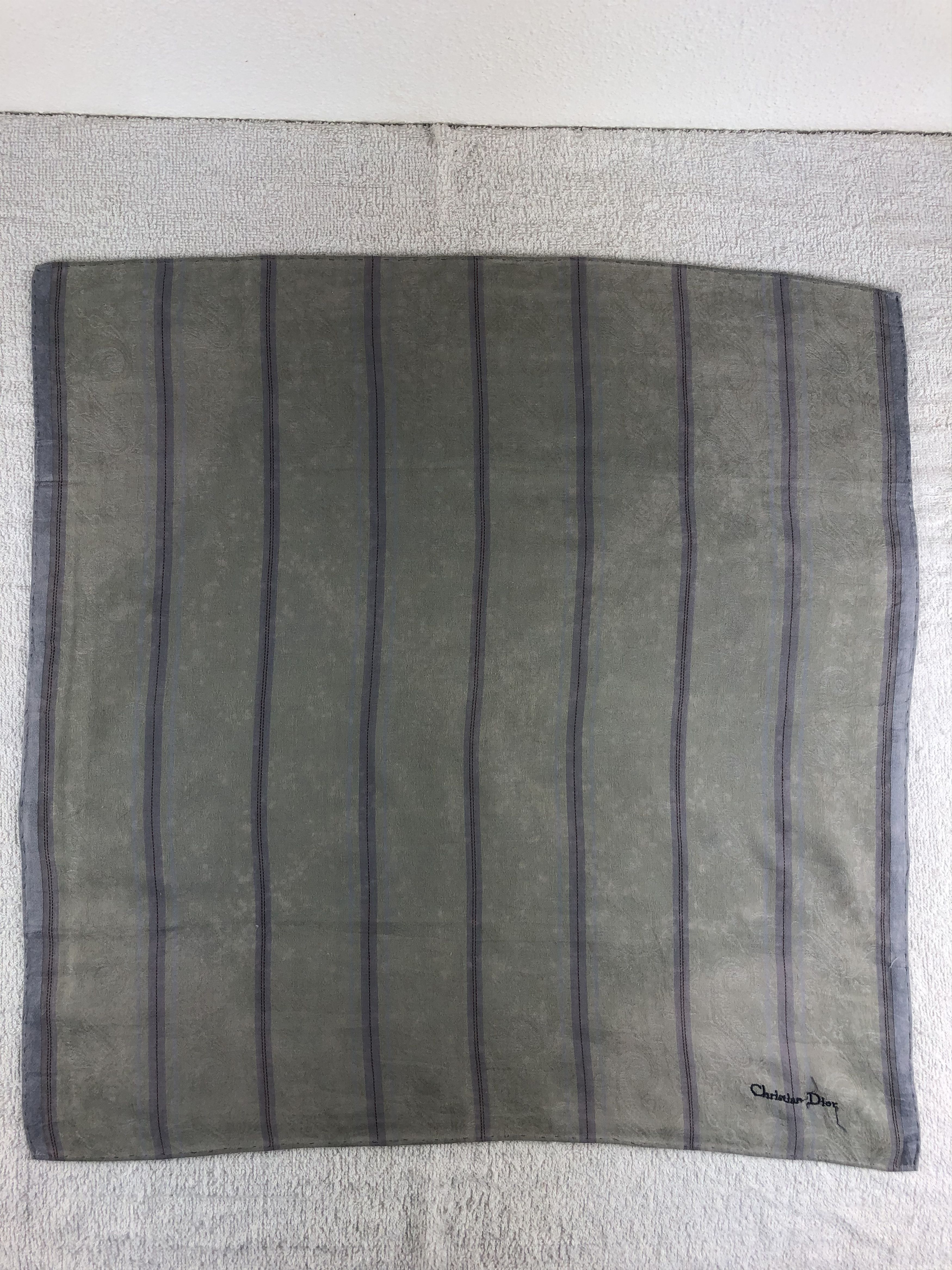 Vintage Christian Dior Handkerchief / Bandana / Neckerchief C007 Size ONE SIZE - 3 Thumbnail