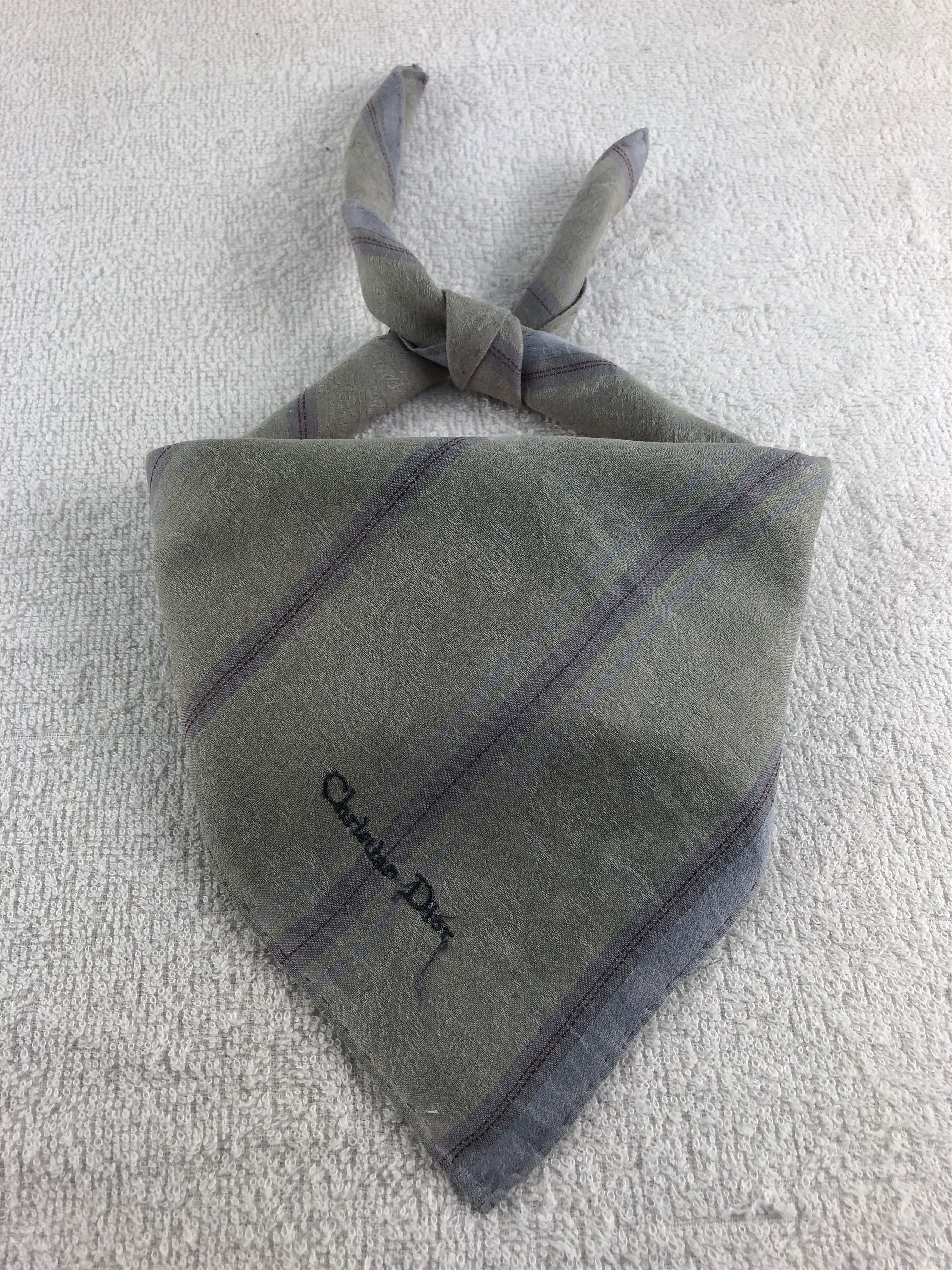 Vintage Christian Dior Handkerchief / Bandana / Neckerchief C007 Size ONE SIZE - 1 Thumbnail