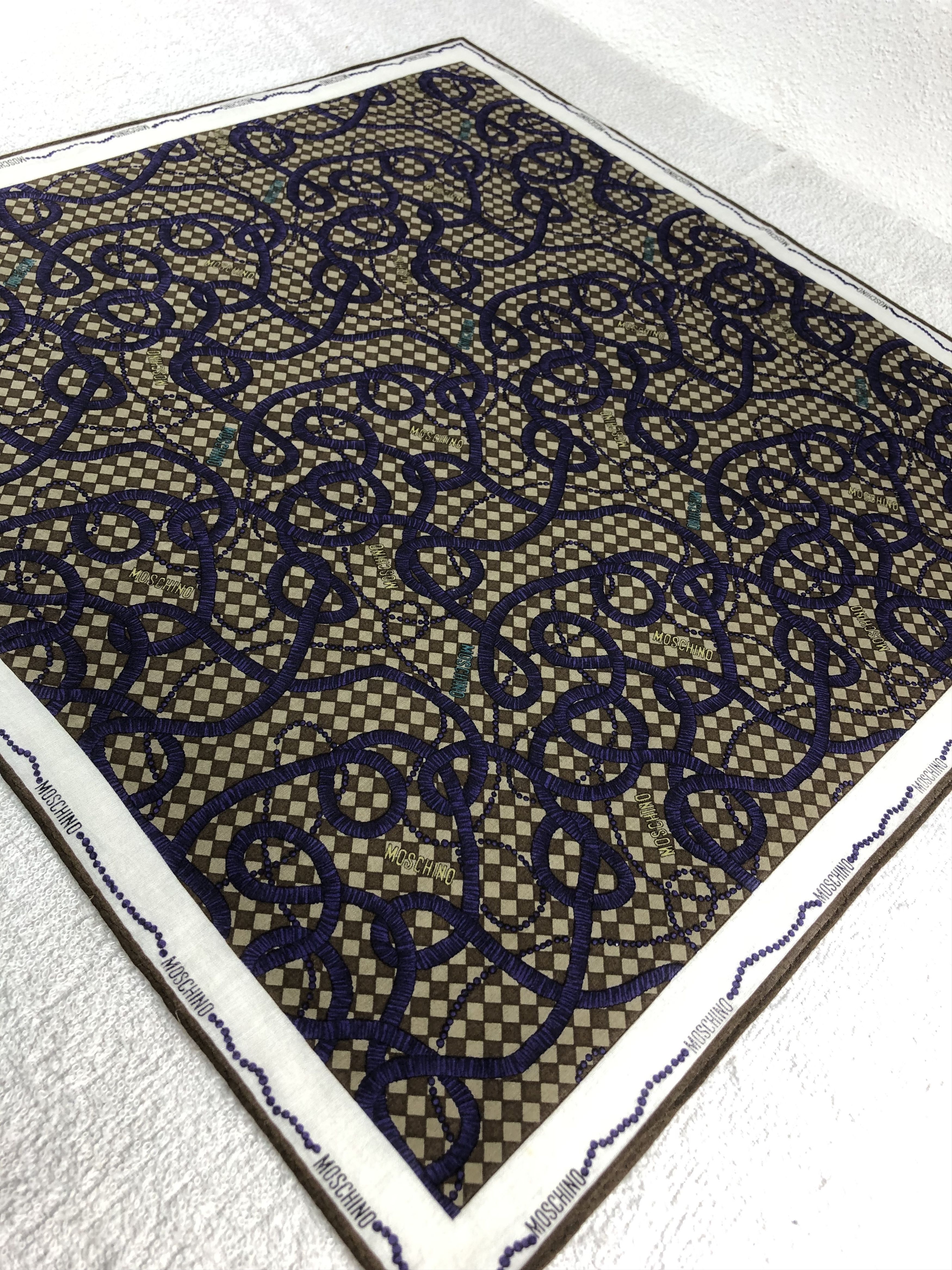 Vintage Moschino Handkerchief / Bandana / Neckerchief C004 Size ONE SIZE - 4 Thumbnail