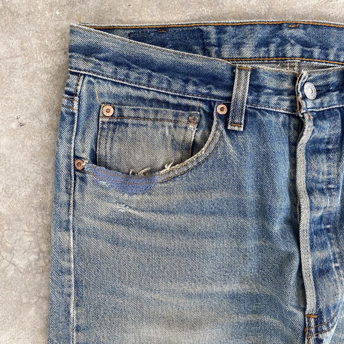 Levi's Vintage 1993 Levis 501 Muddy Blue Stonewashed Ripped Jeans Size US 31 - 11 Thumbnail