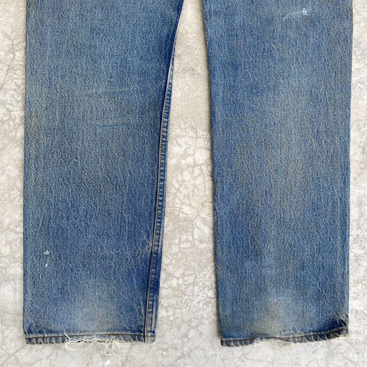 Levi's Vintage 1993 Levis 501 Muddy Blue Stonewashed Ripped Jeans Size US 31 - 18 Thumbnail