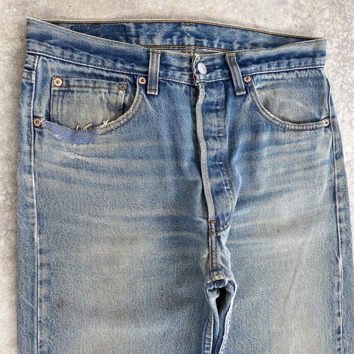 Levi's Vintage 1993 Levis 501 Muddy Blue Stonewashed Ripped Jeans Size US 31 - 9 Thumbnail