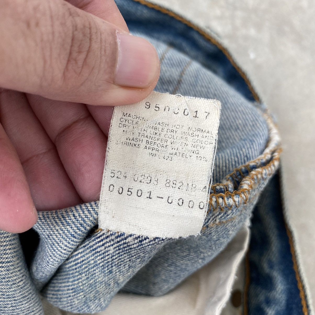 Levi's Vintage 1993 Levis 501 Muddy Blue Stonewashed Ripped Jeans Size US 31 - 24 Thumbnail