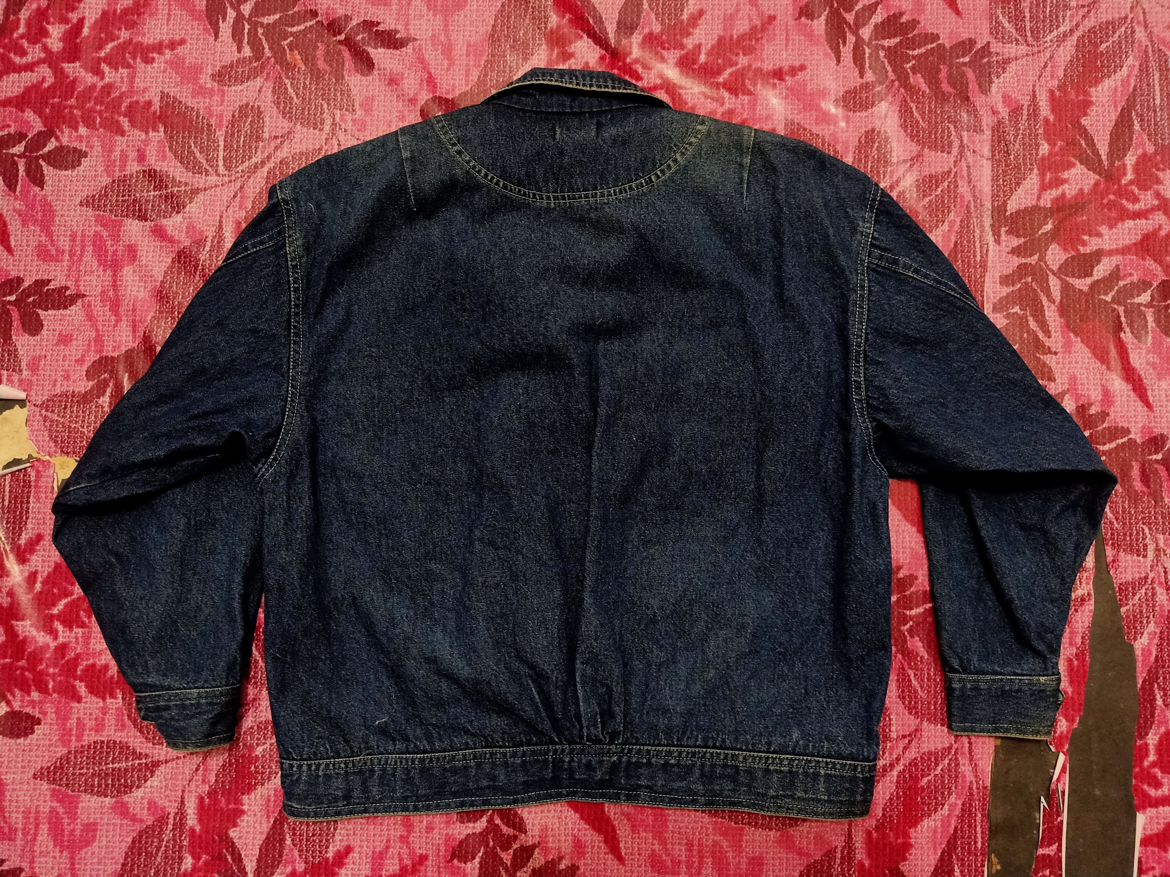 Vanquish Rare!!! Vtg Vanquish Japan style Distressed Denim Jacket Size US L / EU 52-54 / 3 - 7 Thumbnail
