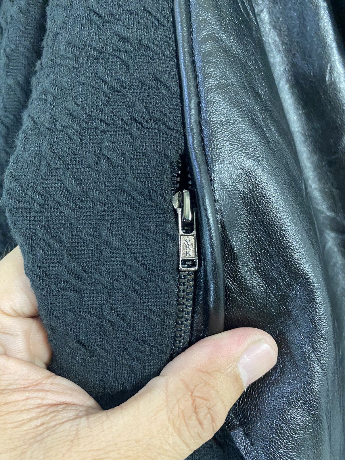 Helmut Lang Helmut lang hybrid Leather Jacket Rare Design Size US S / EU 44-46 / 1 - 6 Thumbnail