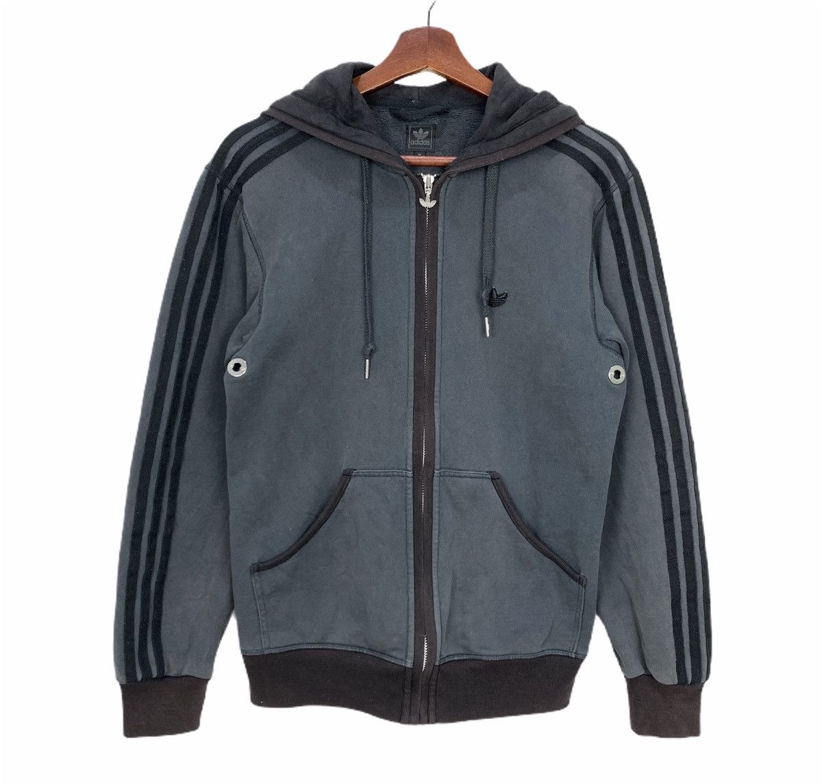 Adidas Vintag ADIDAS Stripe Blue Grey Zipper Sweater Hoodie Jacket Size US M / EU 48-50 / 2 - 2 Thumbnail