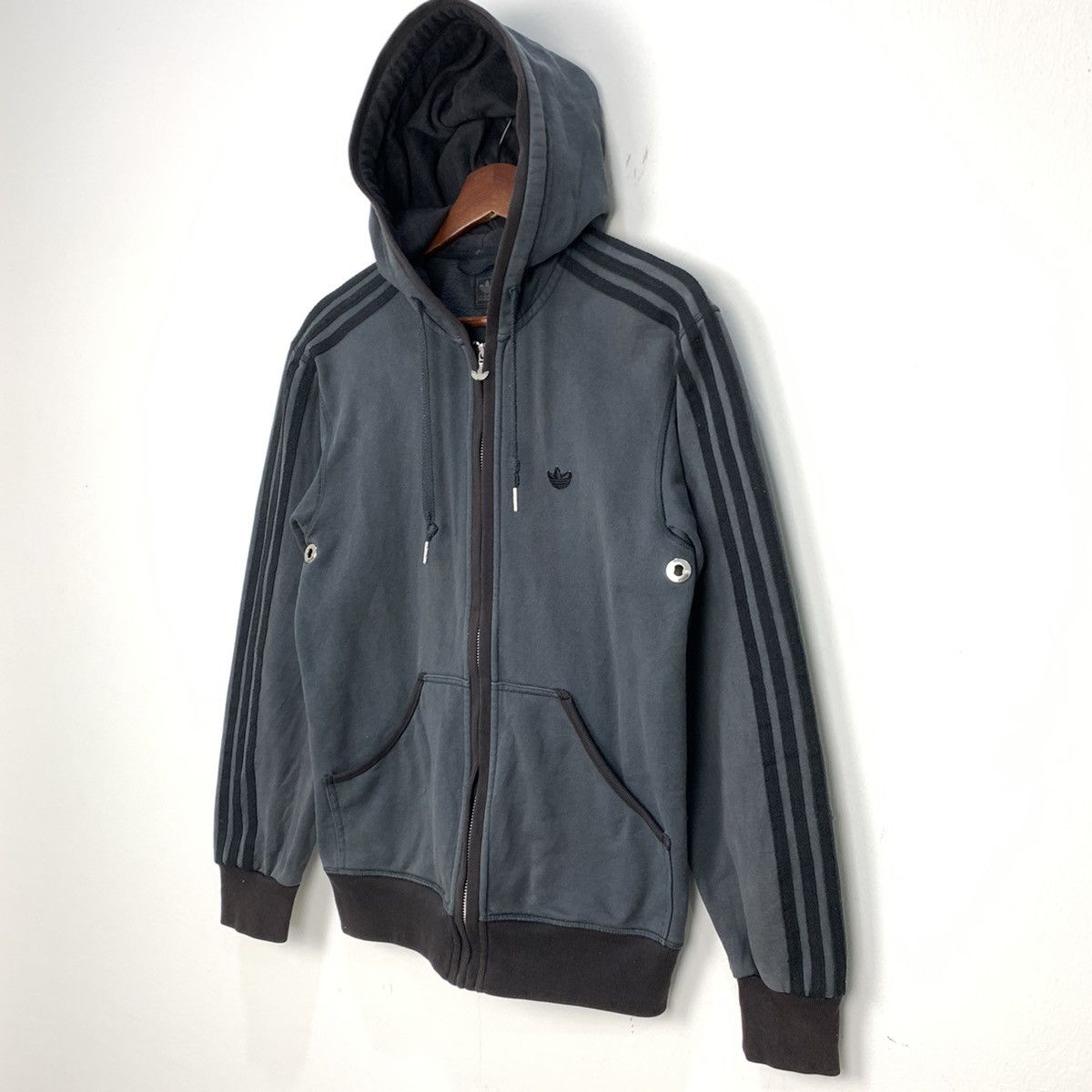 Adidas Vintag ADIDAS Stripe Blue Grey Zipper Sweater Hoodie Jacket Size US M / EU 48-50 / 2 - 9 Thumbnail