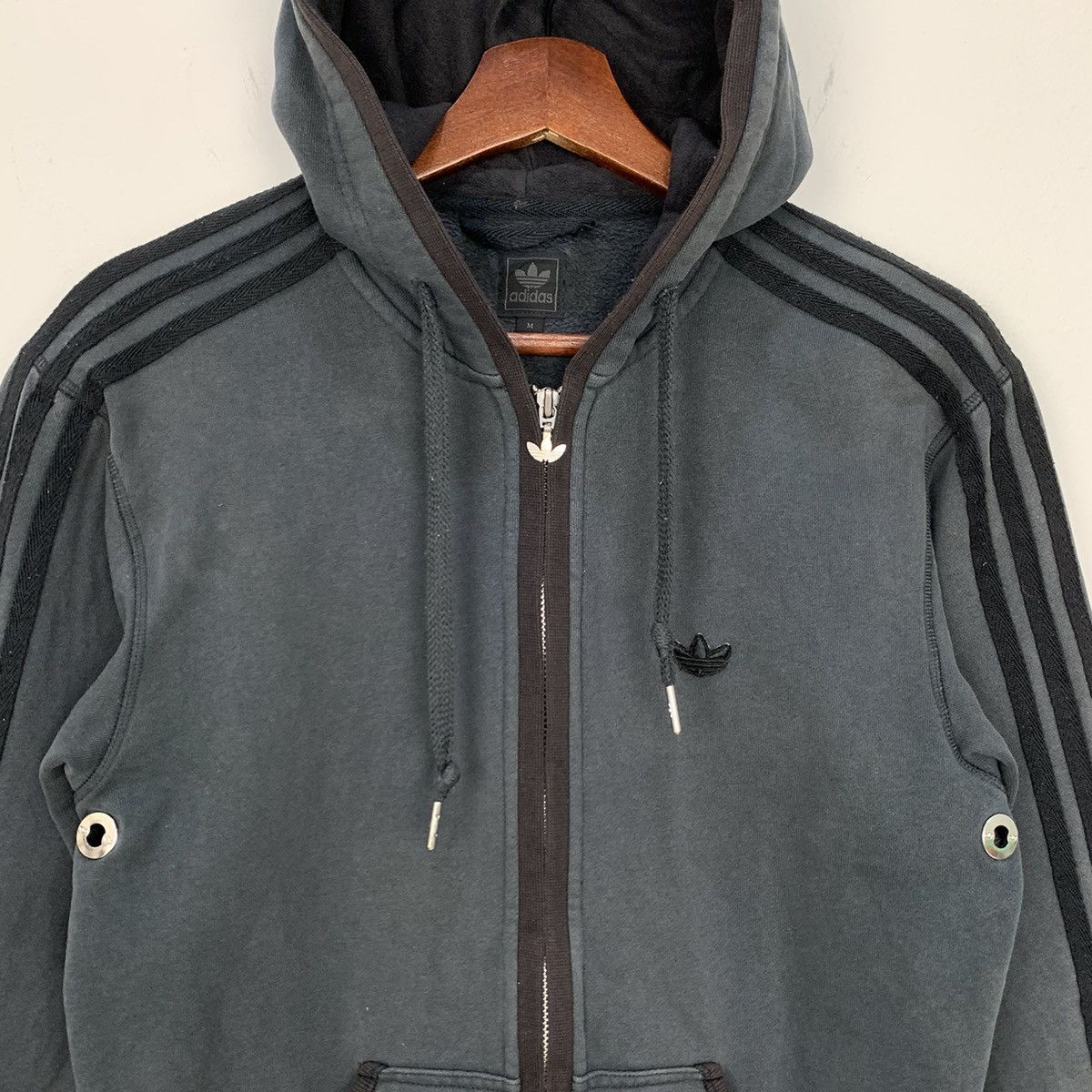 Adidas Vintag ADIDAS Stripe Blue Grey Zipper Sweater Hoodie Jacket Size US M / EU 48-50 / 2 - 12 Thumbnail