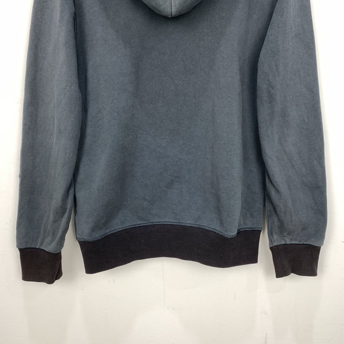 Adidas Vintag ADIDAS Stripe Blue Grey Zipper Sweater Hoodie Jacket Size US M / EU 48-50 / 2 - 23 Thumbnail