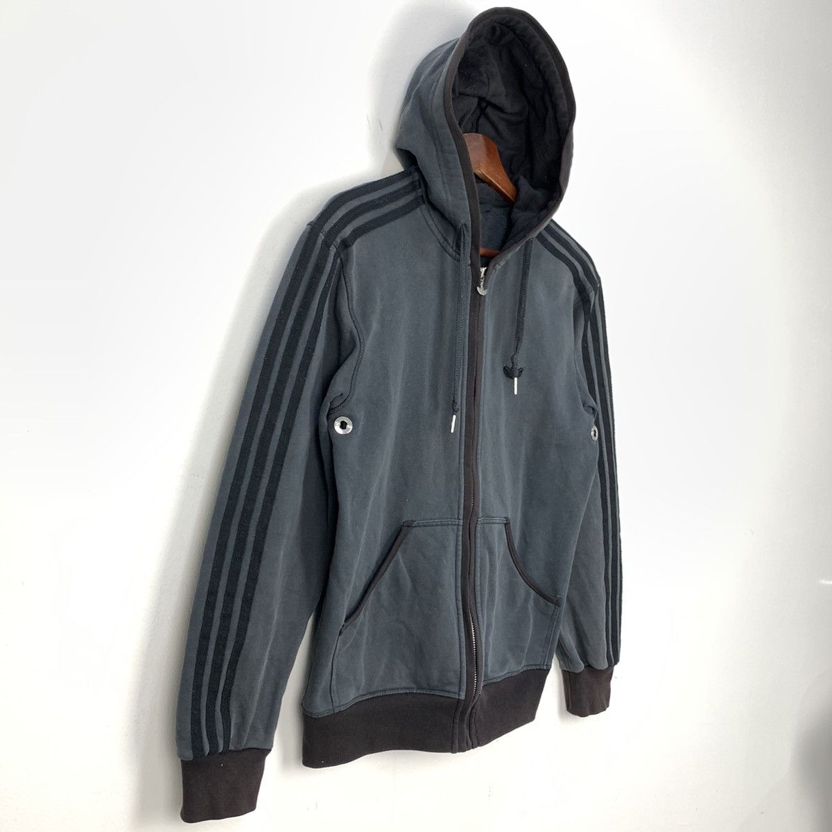 Adidas Vintag ADIDAS Stripe Blue Grey Zipper Sweater Hoodie Jacket Size US M / EU 48-50 / 2 - 8 Thumbnail