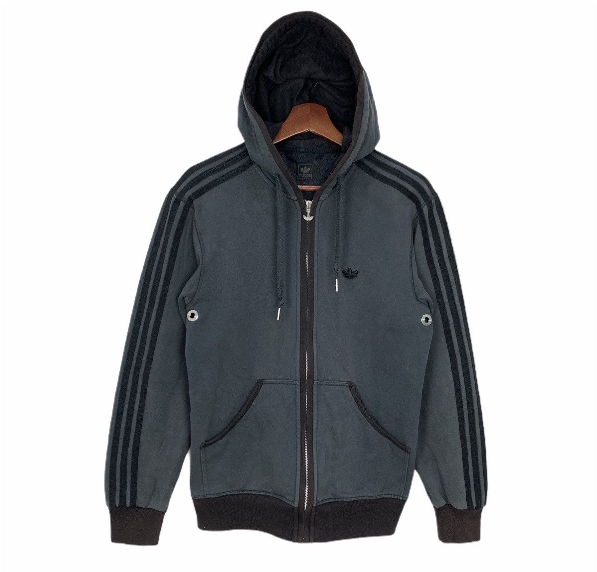 Adidas Vintag ADIDAS Stripe Blue Grey Zipper Sweater Hoodie Jacket Size US M / EU 48-50 / 2 - 1 Thumbnail