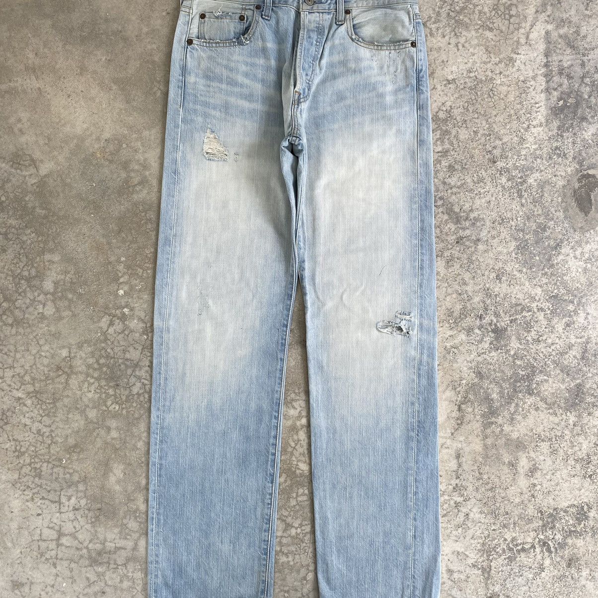 Levi's Size 31x32 Vintage Levis 501 Light Blue Ripped Jeans Size US 30 / EU 46 - 2 Thumbnail