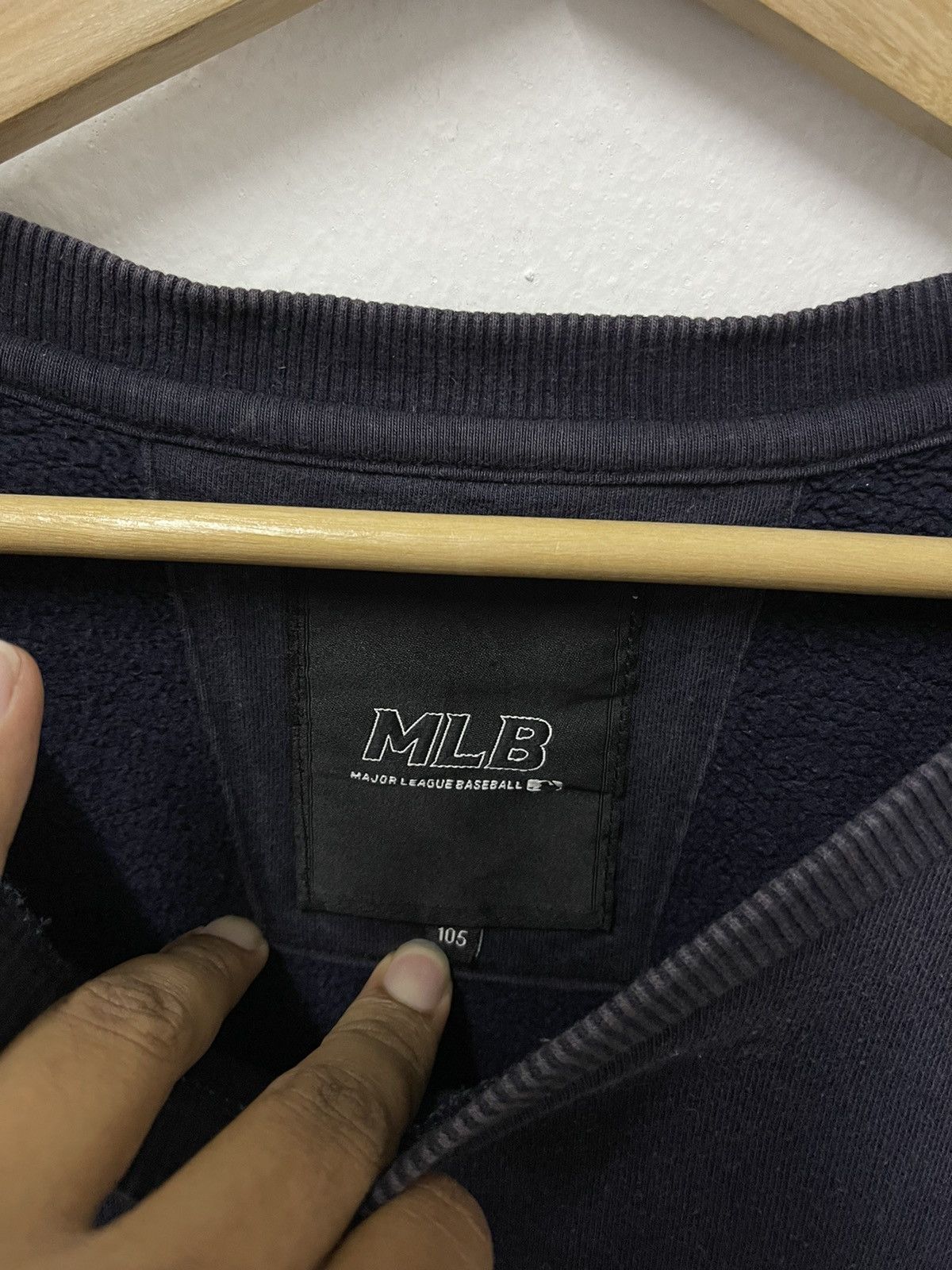 Japanese Brand × MLB × Vintage Vintage MLB Phillies Baseball Crewneck Sweatshirt Size US L / EU 52-54 / 3 - 7 Thumbnail