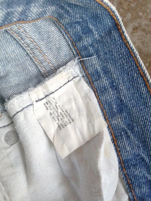 Levi's 80s Vintage Levi's 501 Made In USA Repaired Distressed Jeans Size US 27 - 13 Thumbnail