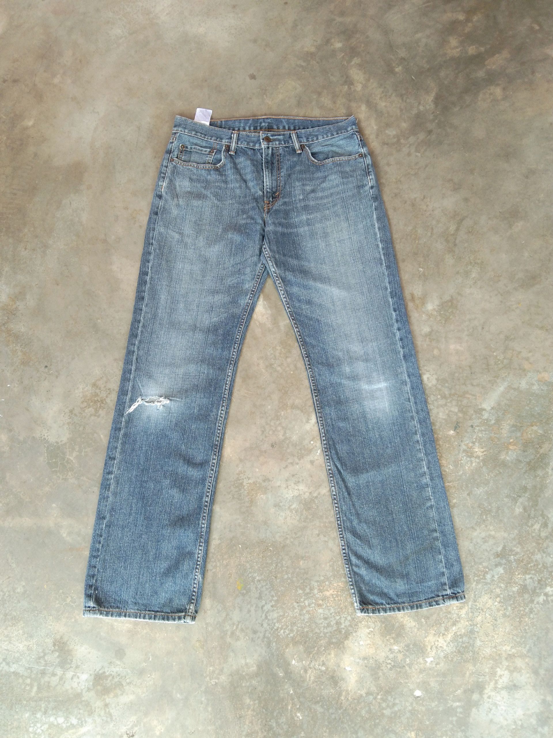 image of Vintage Levi's Jeans 559 Washed Distressed Denim 34X34 in Blue, Men's