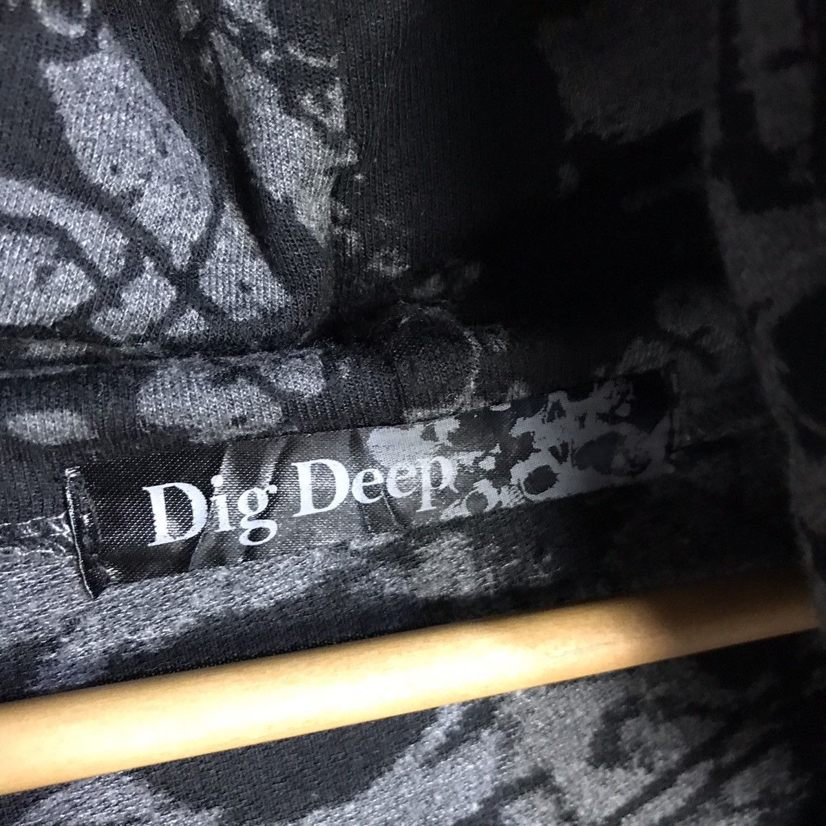 Japanese Brand Dig deep skull overprint hoodie Size US XL / EU 56 / 4 - 3 Thumbnail