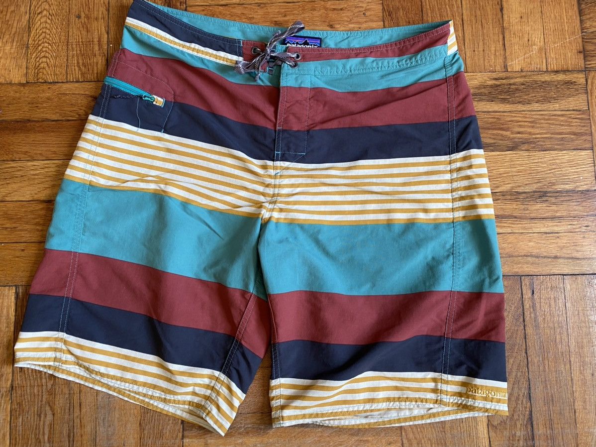 Patagonia Patagonia Gucci Inspired Shorts Trunks Size US 36 / EU 52 - 1 Thumbnail