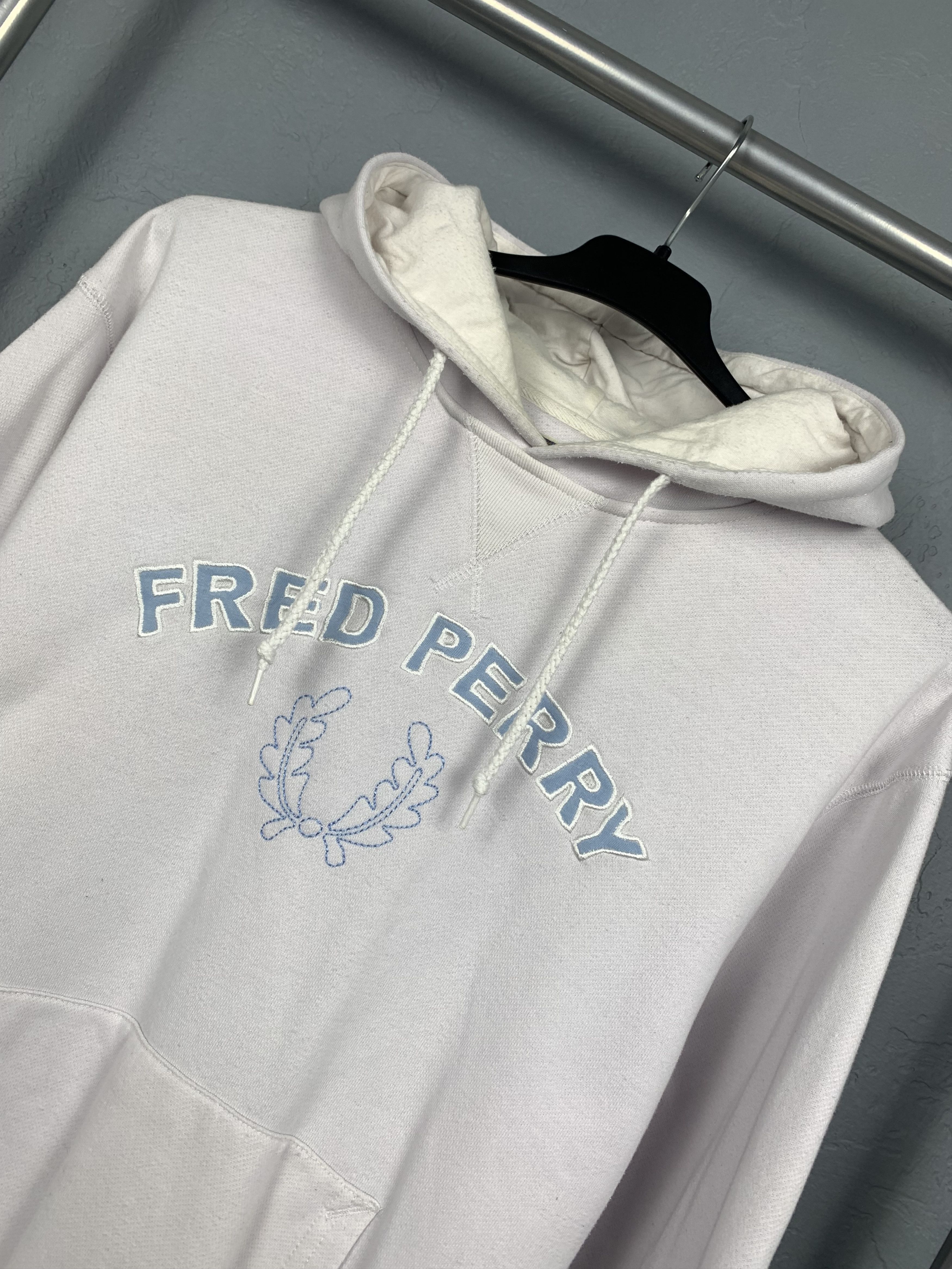 Fred Perry × Vintage Fred Perry 90s Vintage Mens Big Logo Hoodie Size US M / EU 48-50 / 2 - 2 Thumbnail