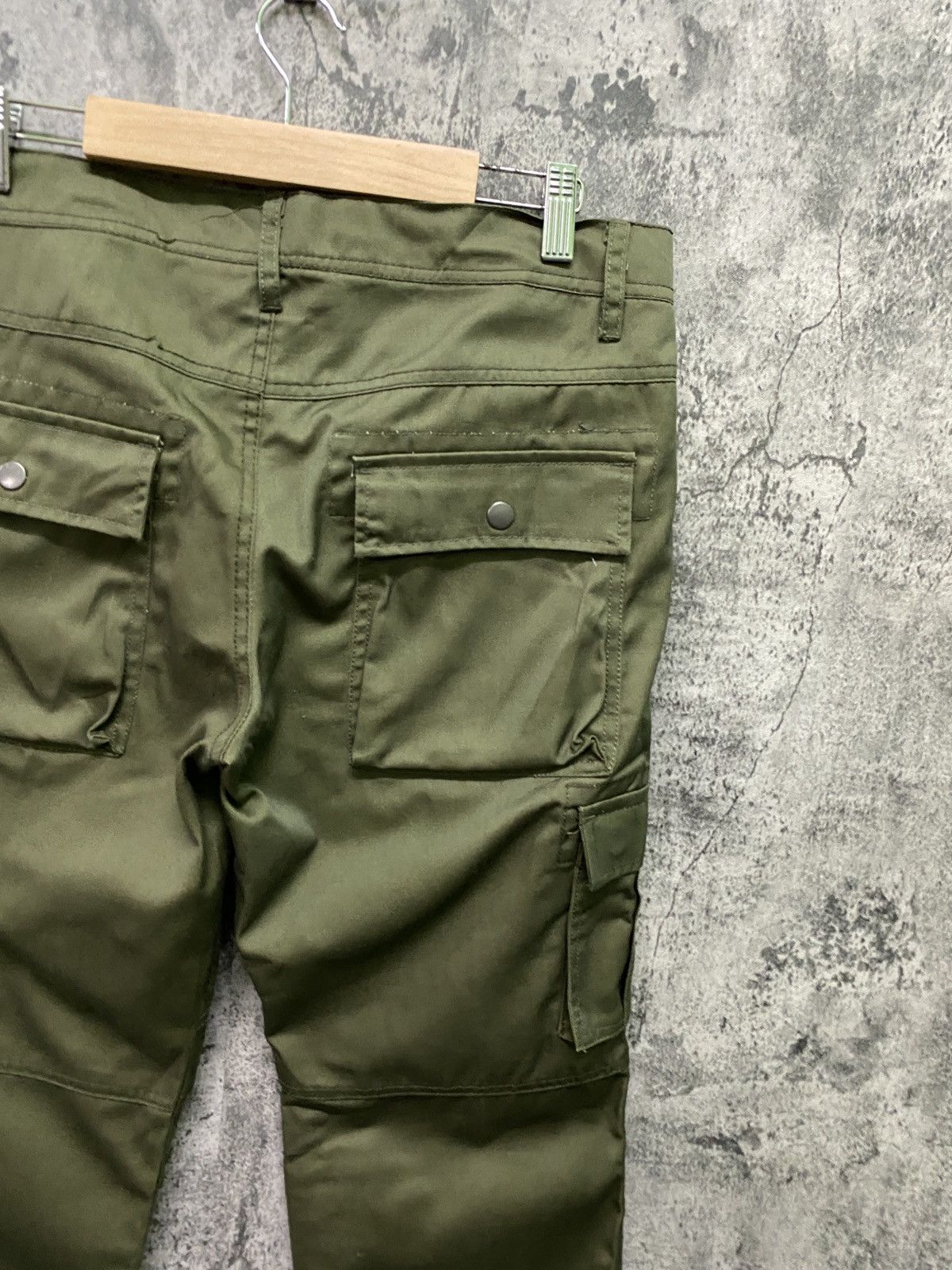 Japanese Brand Japan Made SPARKLE Multipocket Cargo Zipper Pant Size US 31 - 14 Thumbnail