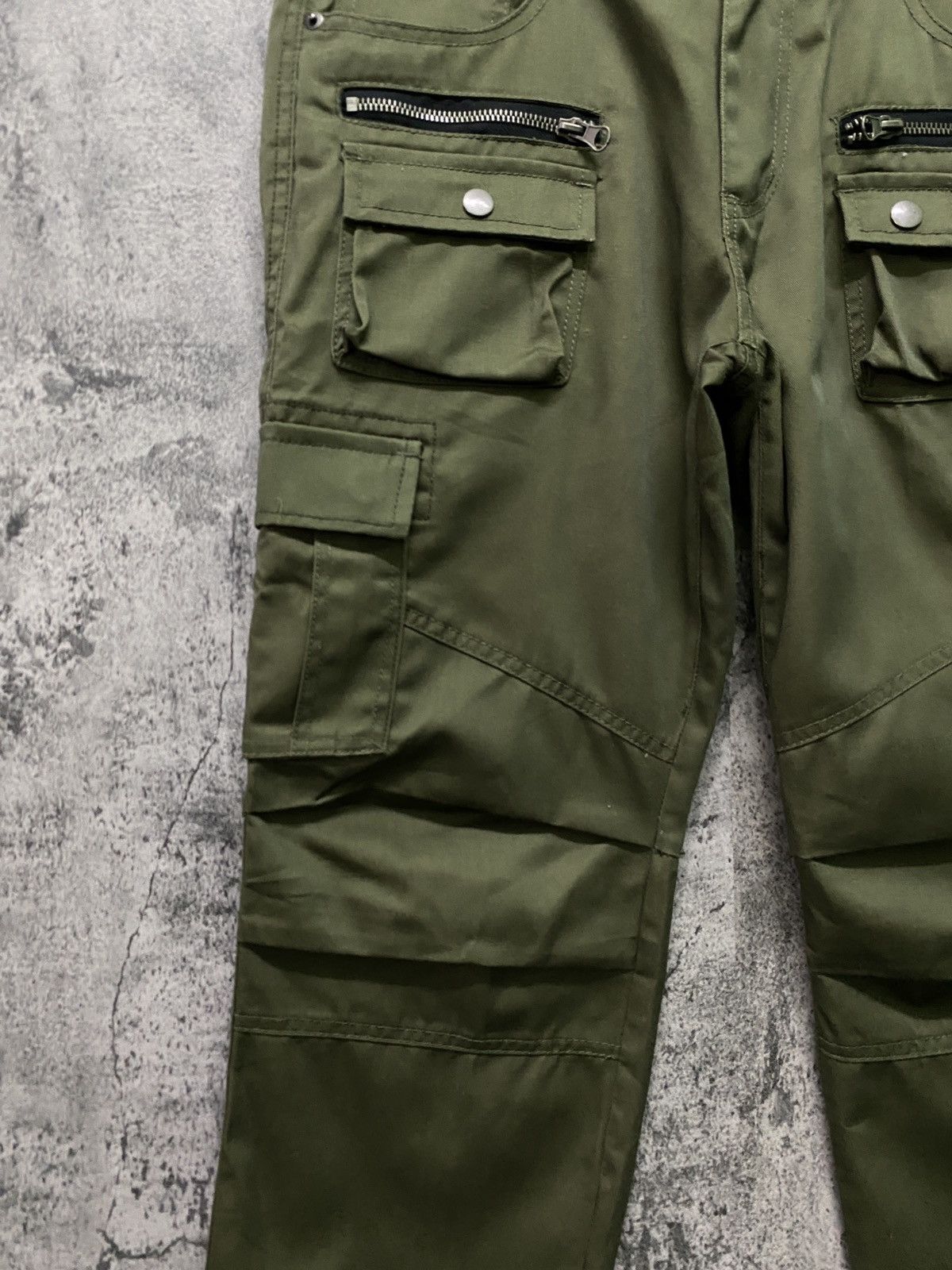 Japanese Brand Japan Made SPARKLE Multipocket Cargo Zipper Pant Size US 31 - 7 Thumbnail