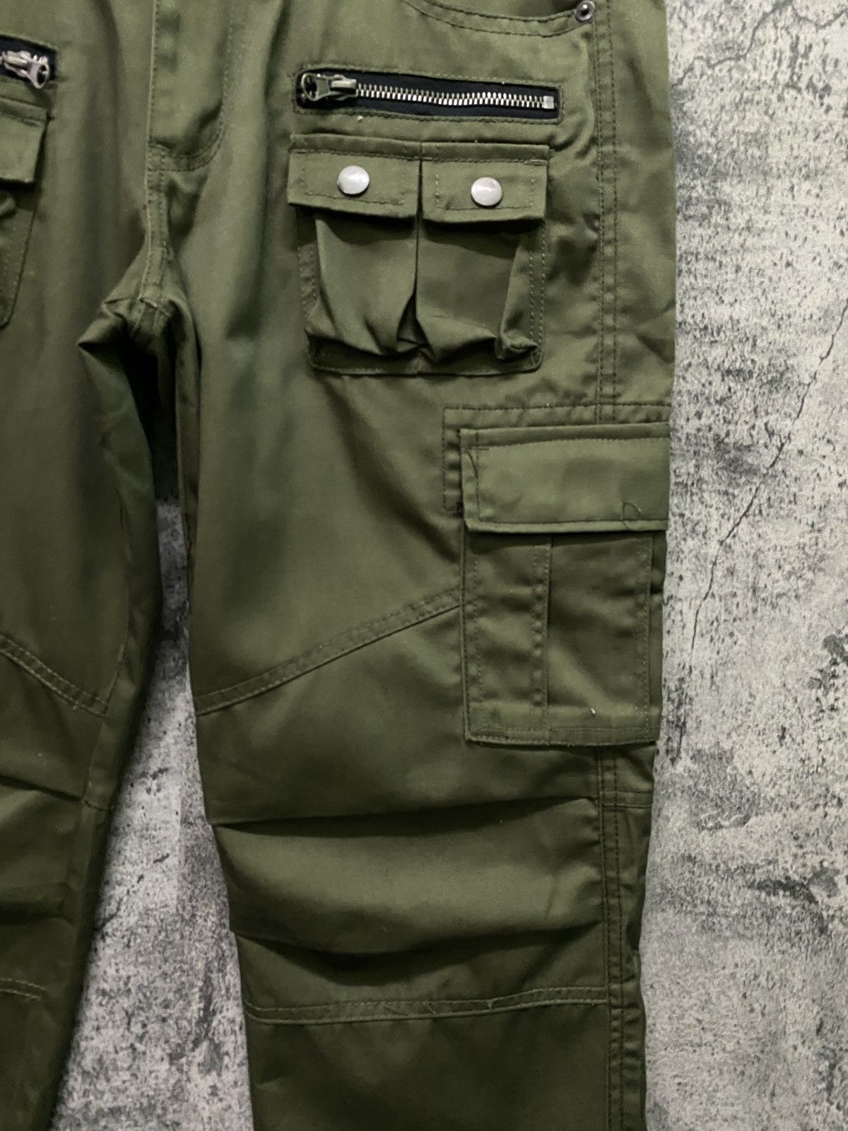 Japanese Brand Japan Made SPARKLE Multipocket Cargo Zipper Pant Size US 31 - 6 Thumbnail