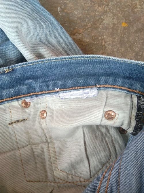 Levi's Vintage Levi's 501 Faded Blue Distressed Jeans 33x34 Size US 33 - 7 Thumbnail