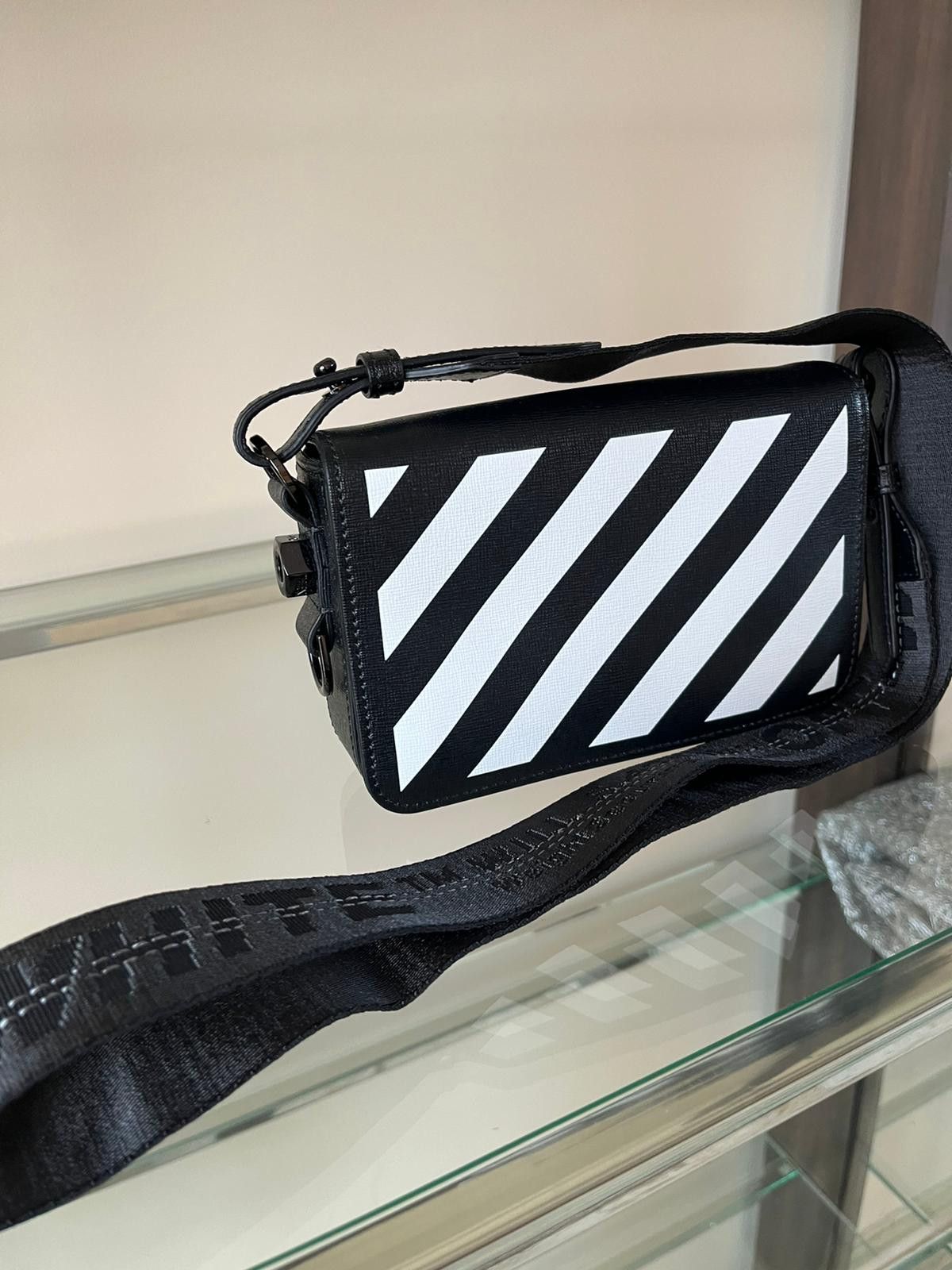 Off-White Medium Binder Clip Diagonals Bag in Black Size ONE SIZE - 3 Thumbnail