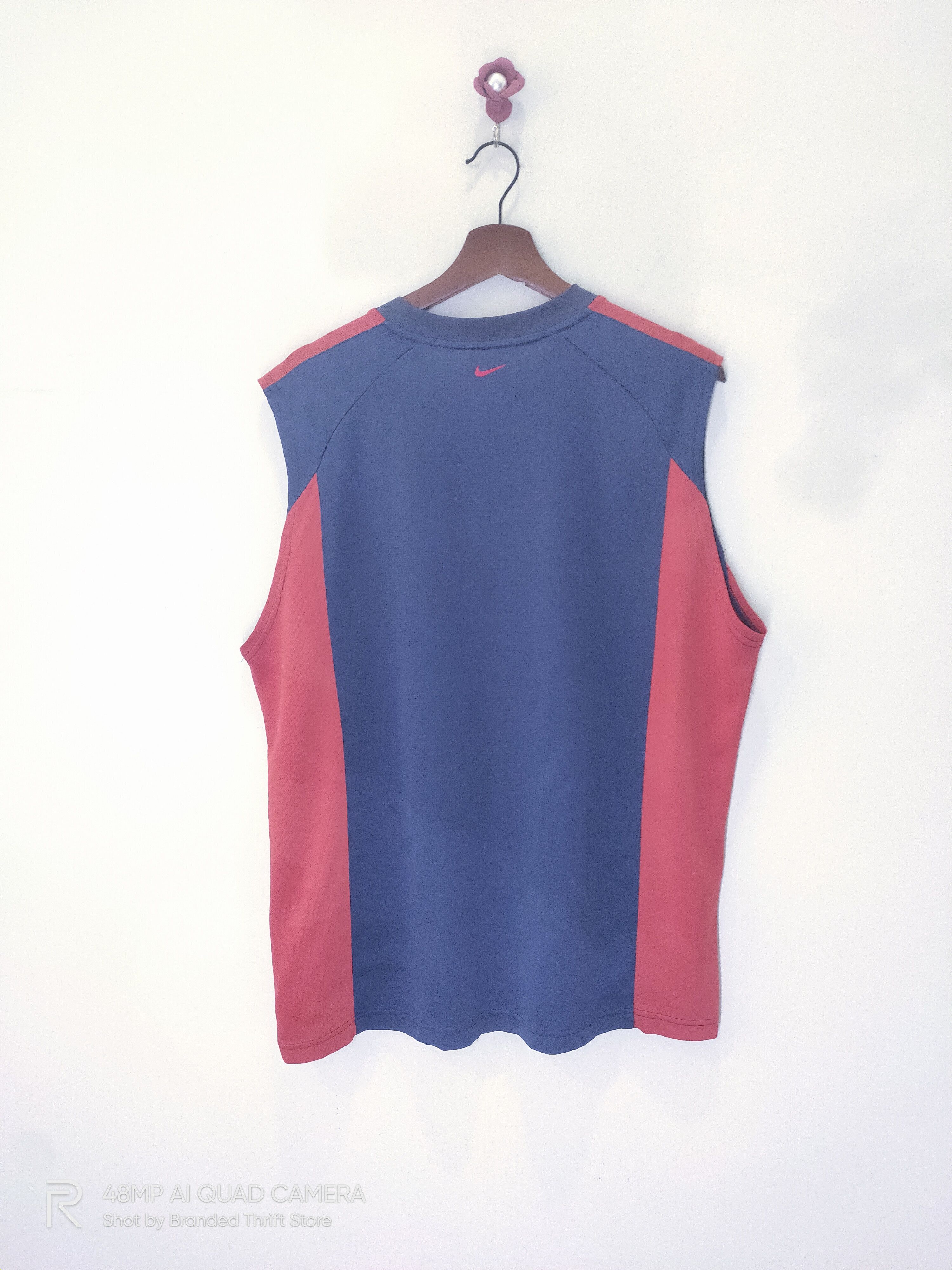 Nike Vintage NIKE XXL Sportwear Basketball Tank Top Shirt Jersey Size US XXL / EU 58 / 5 - 2 Thumbnail