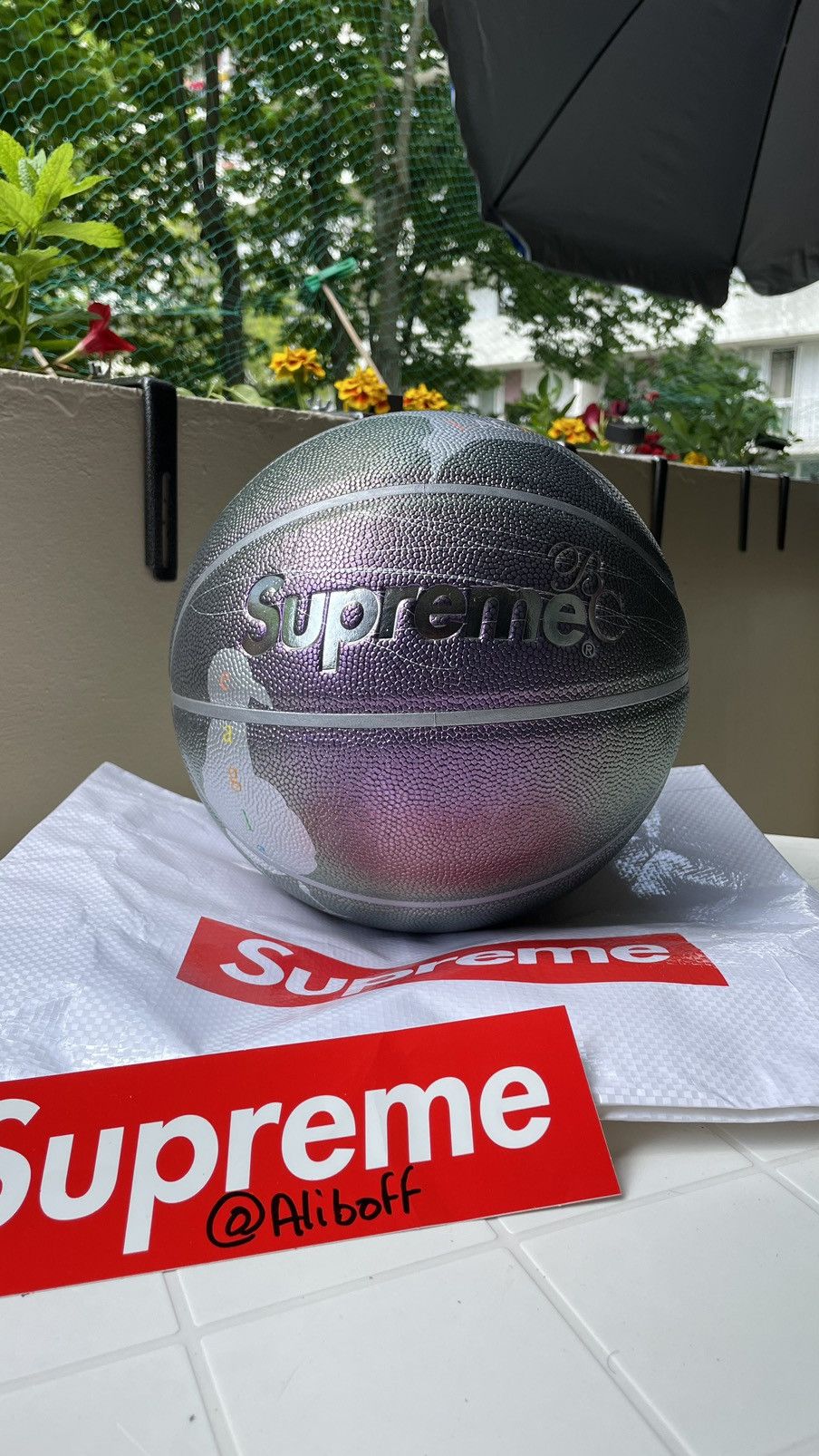 Supreme Spalding Basketball | Grailed
