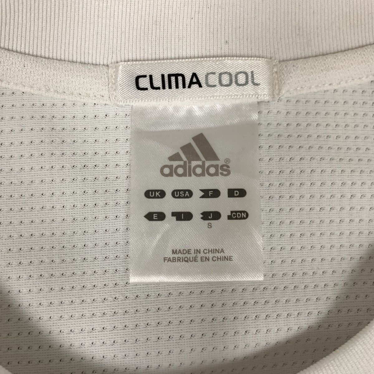Adidas ADIDAS 3 Striped Breathable Soccer Football Jersey Tshirt Size US M / EU 48-50 / 2 - 9 Thumbnail