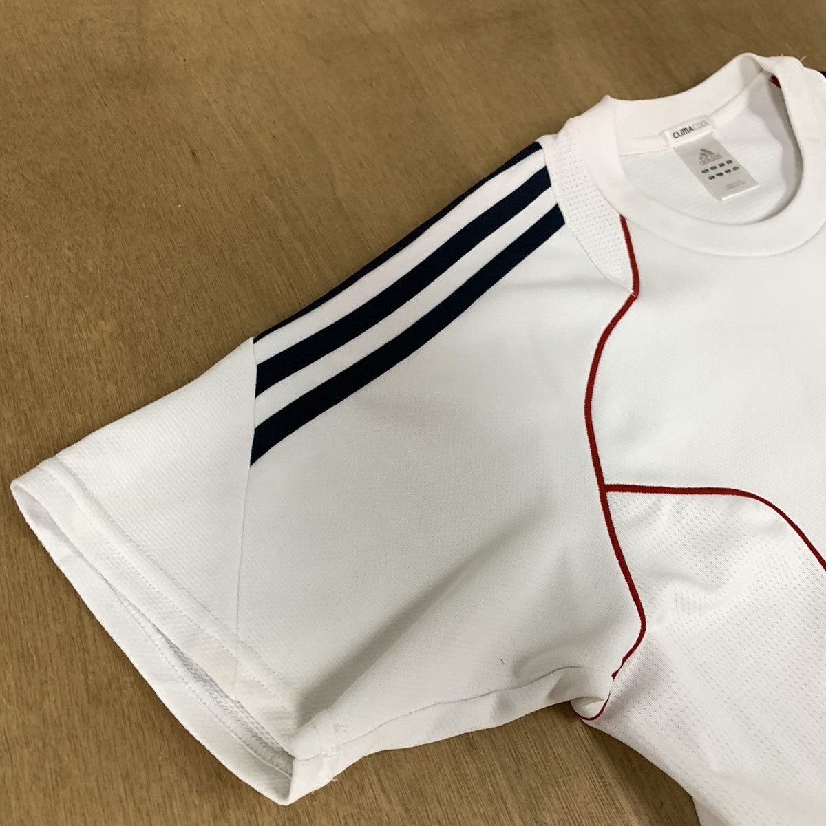 Adidas ADIDAS 3 Striped Breathable Soccer Football Jersey Tshirt Size US M / EU 48-50 / 2 - 12 Thumbnail