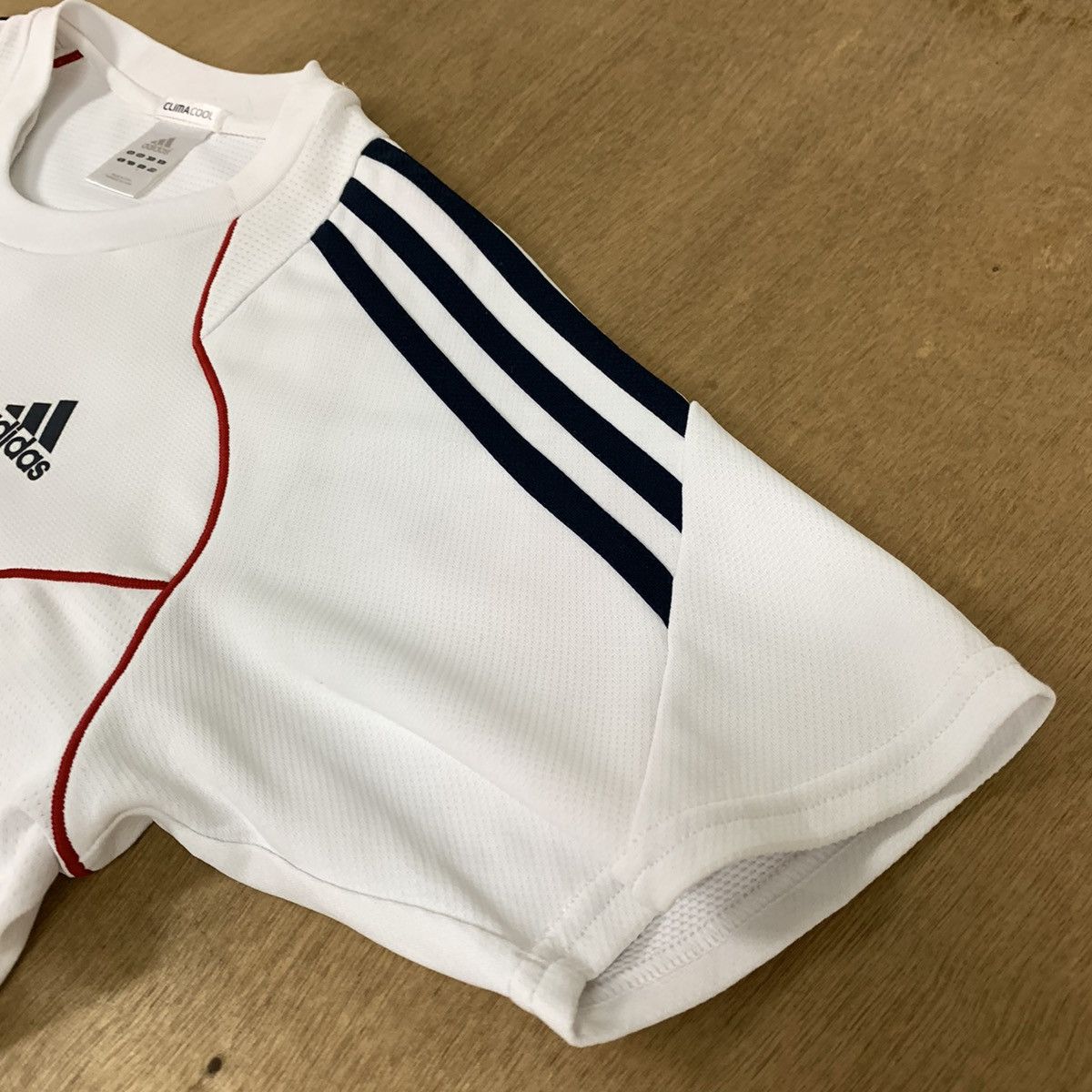 Adidas ADIDAS 3 Striped Breathable Soccer Football Jersey Tshirt Size US M / EU 48-50 / 2 - 11 Thumbnail